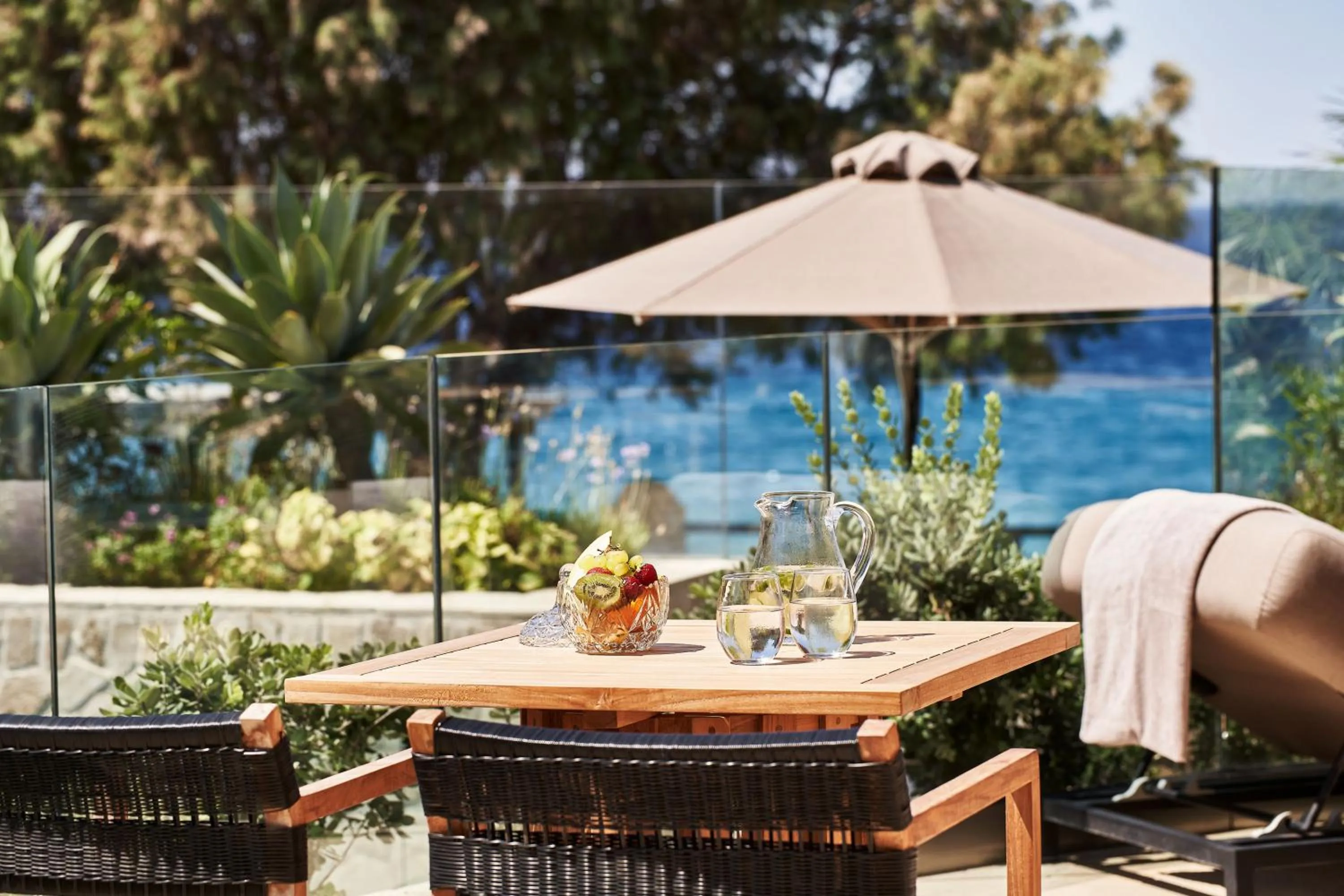 Patio in Bellevue On The Beach Suites