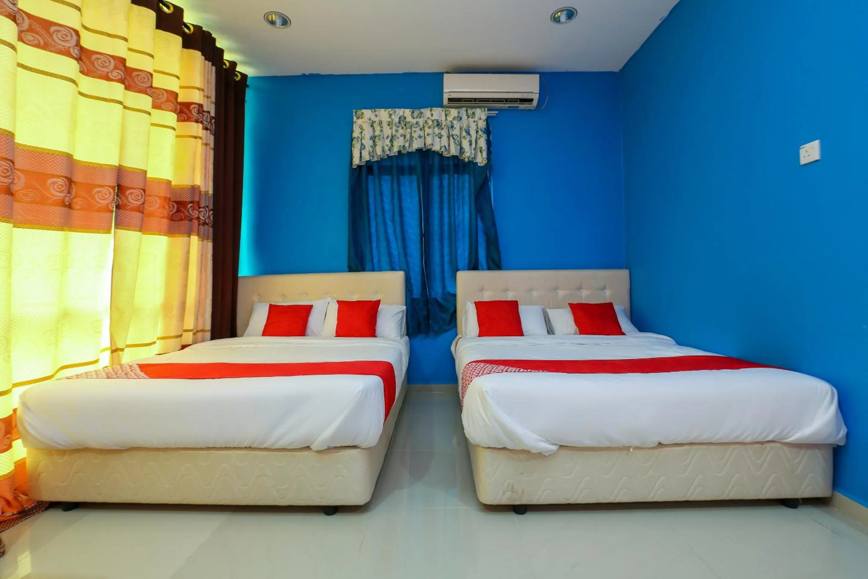 Bedroom, Bed in OYO 89933 Nun Hotel