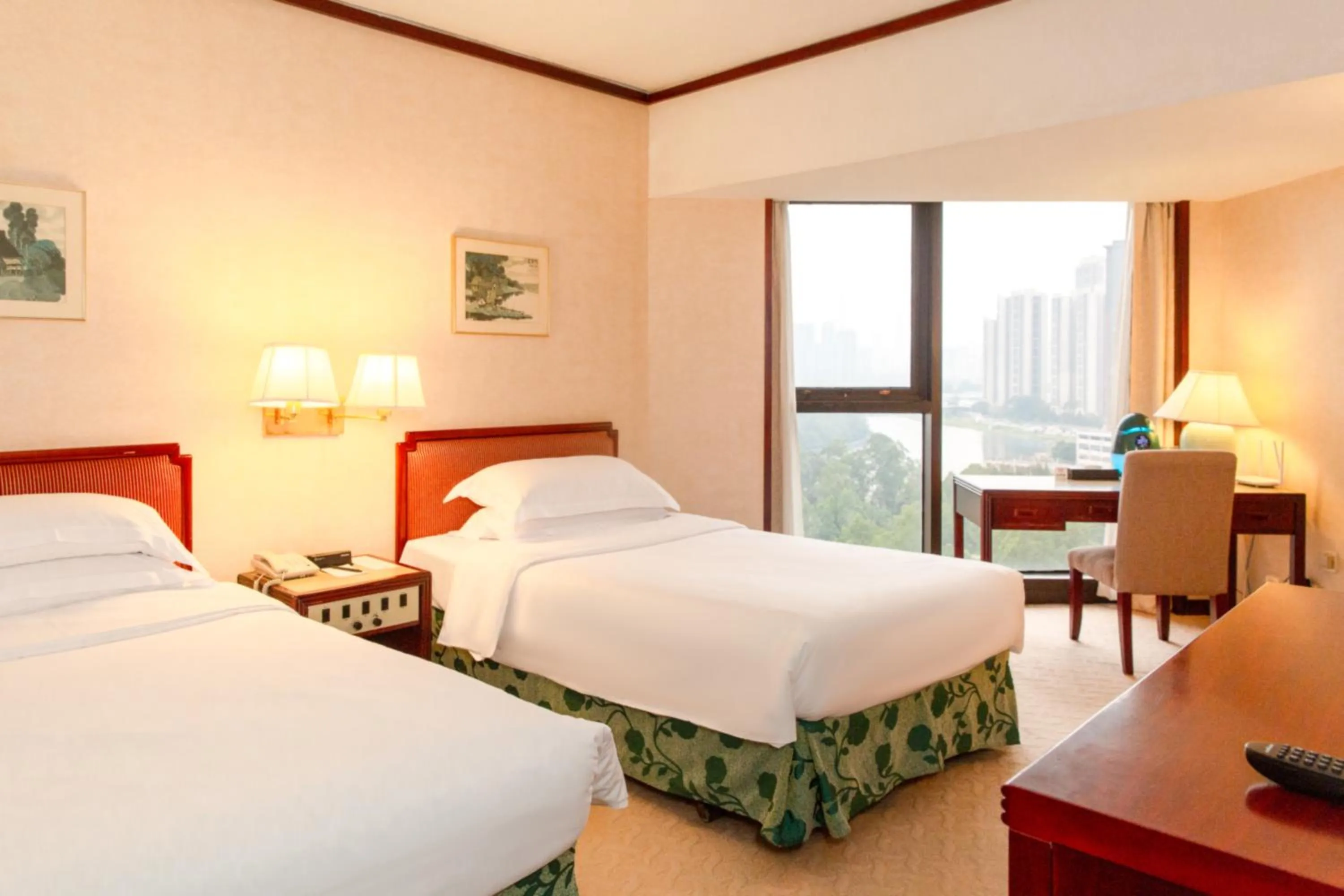 Bed in Felicity Hotel Shenzhen, Luohu Railway Station