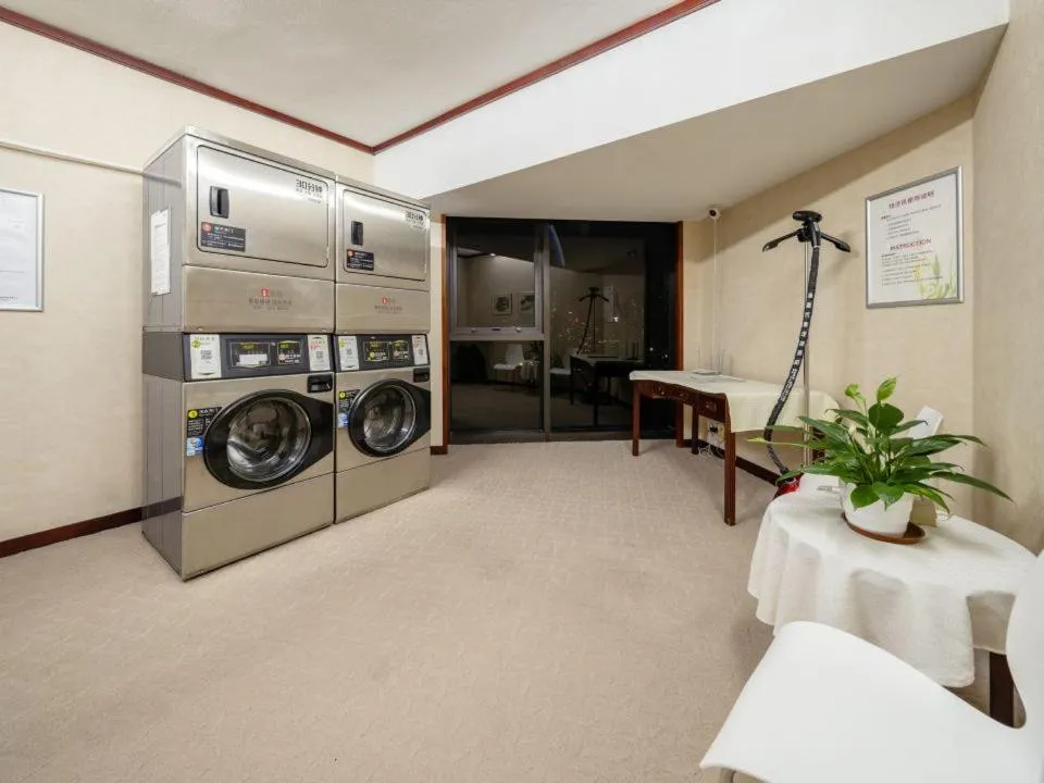 Felicity Hotel Shenzhen, Luohu Railway Station