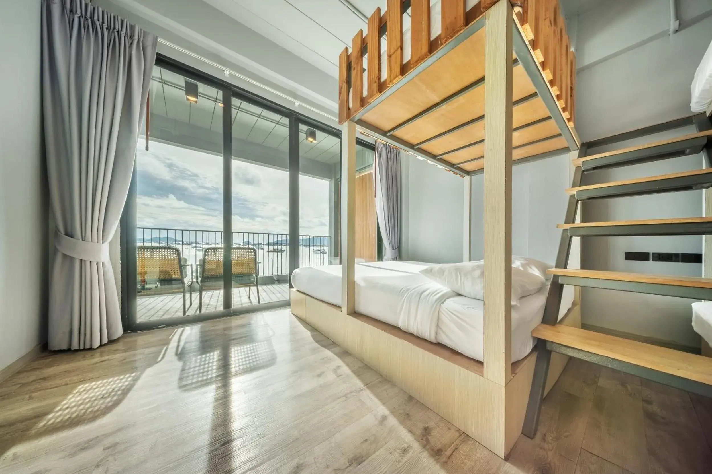 Superior Suite in SHIN Arch39 Phuket Beach Front - SHA Plus Superior Suite in SHIN Arch39 Phuket Beach Front - SHA Plus