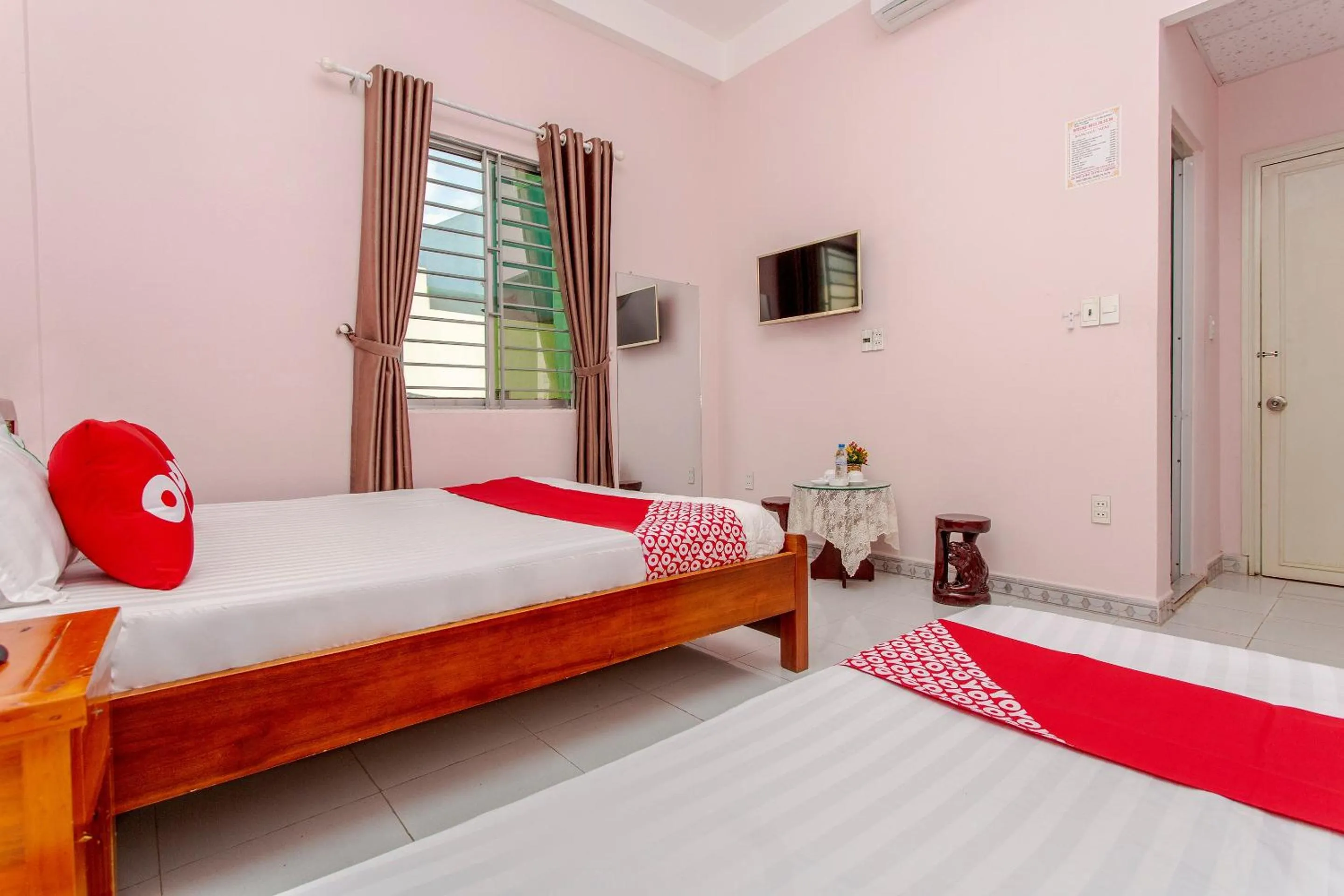 Bedroom, Bed in OYO 962 Tulip Motel