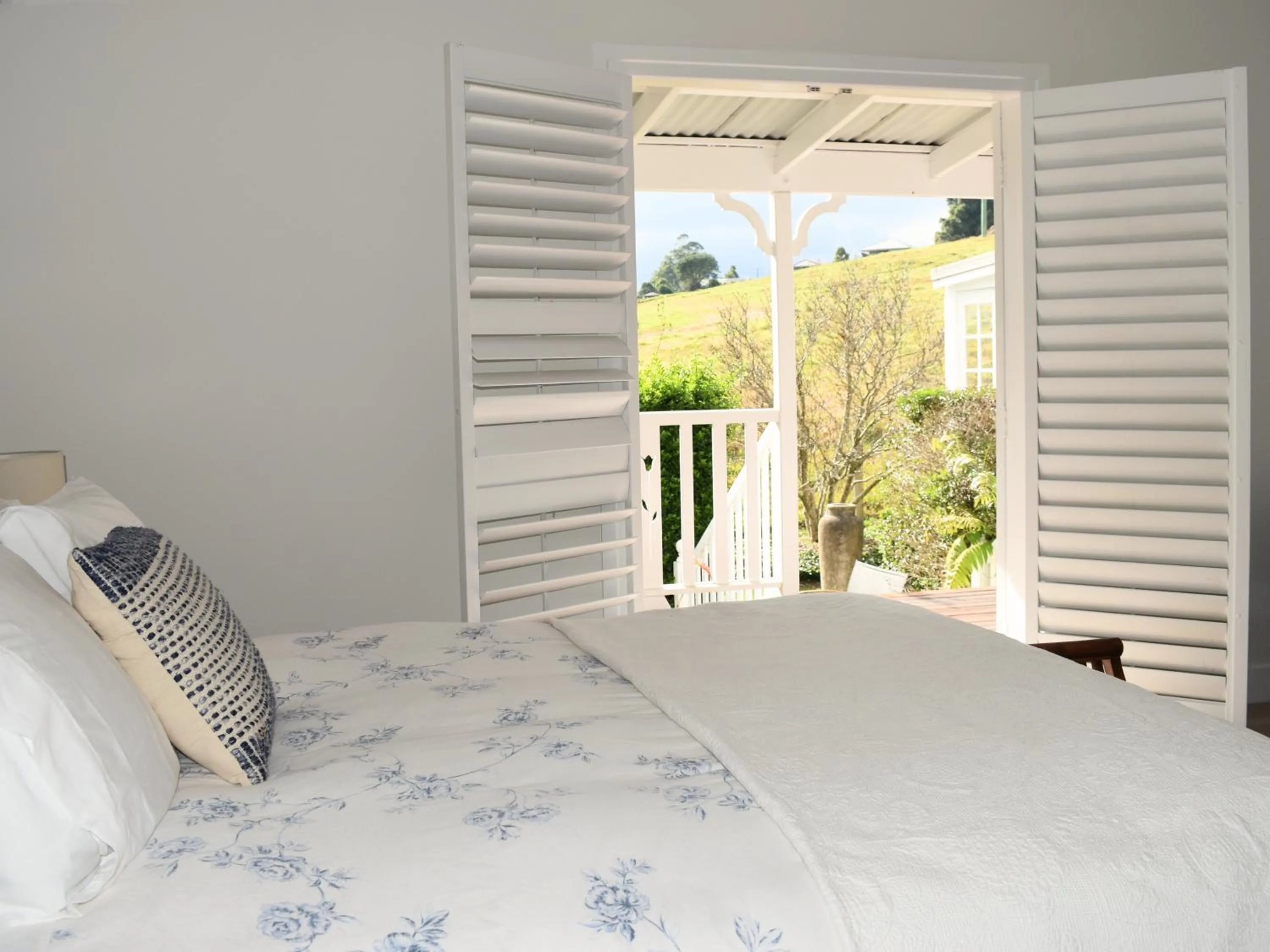 Bed in Maleny Homestead & Cottage