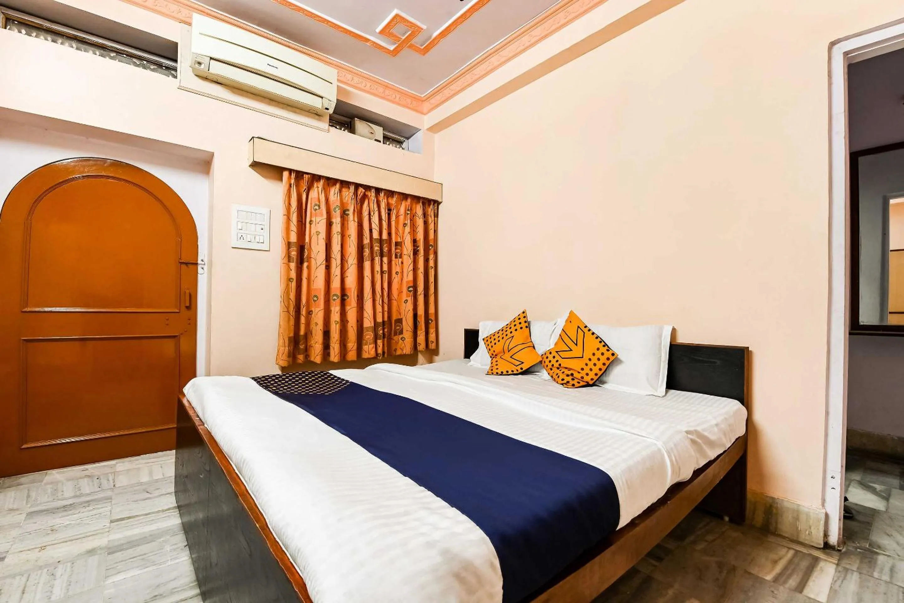 Facade/entrance in SPOT ON Hotel Pink Sun