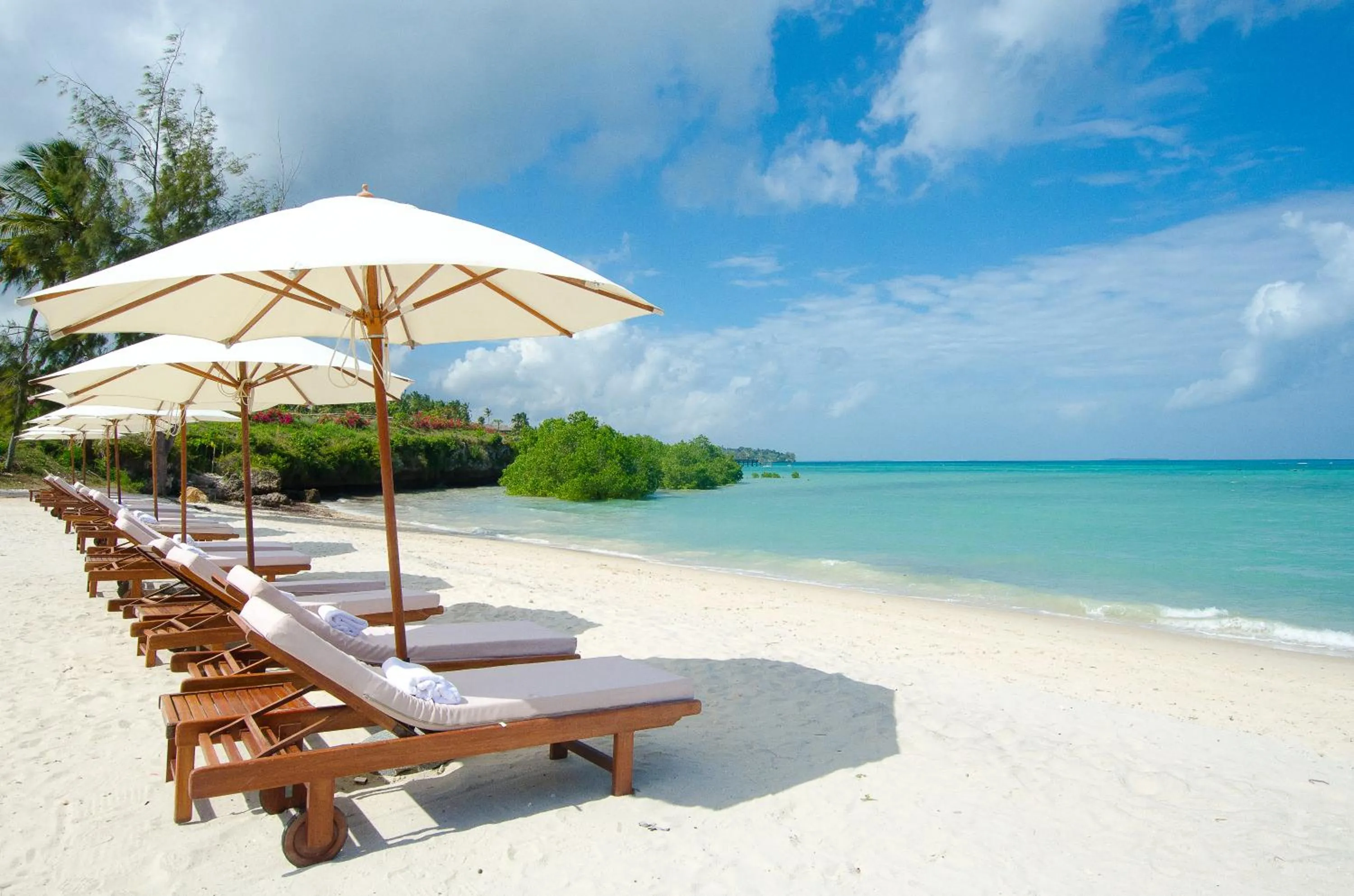 Beach in Sea Cliff Resort & Spa