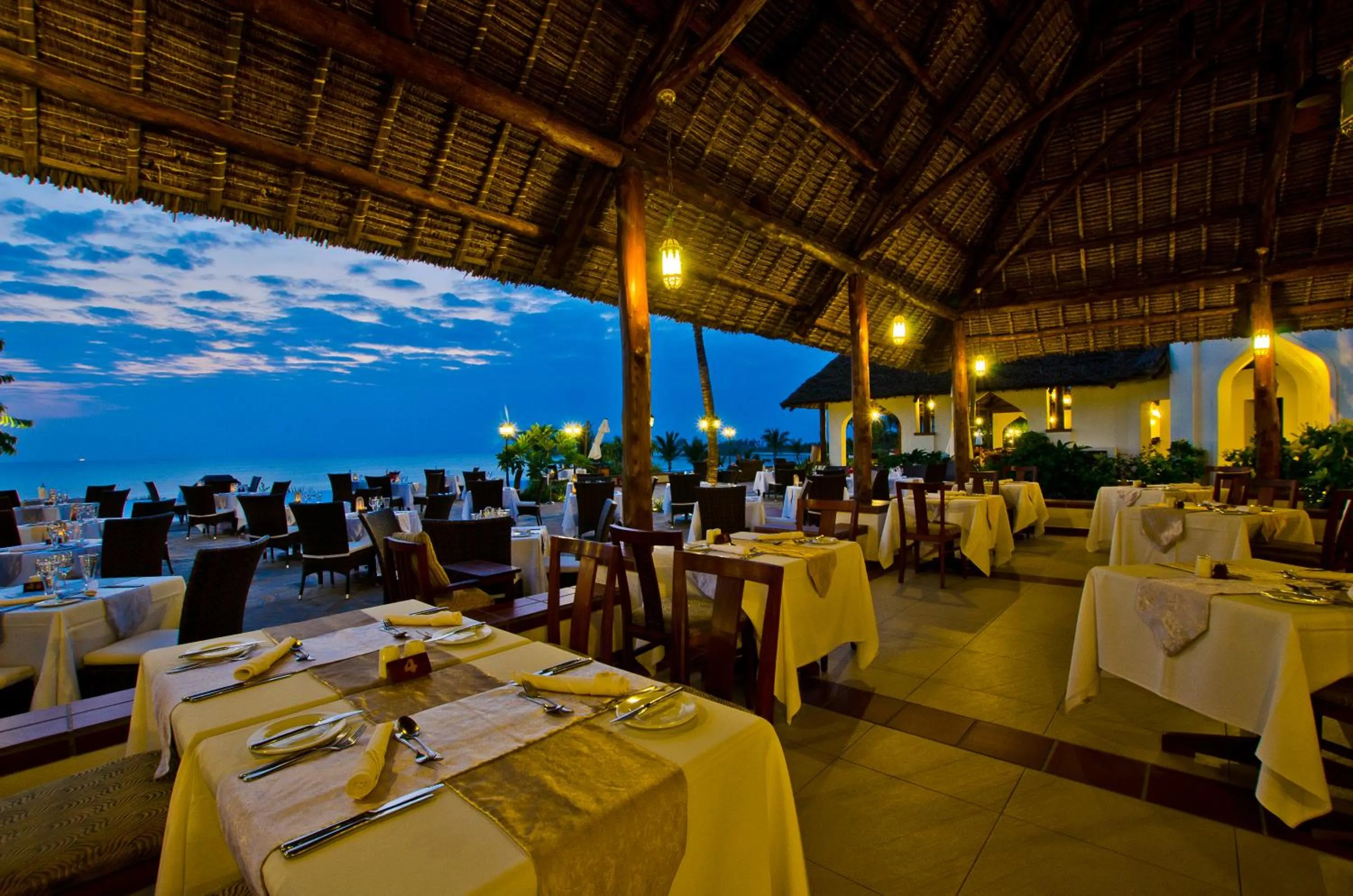 Restaurant/places to eat in Sea Cliff Resort & Spa