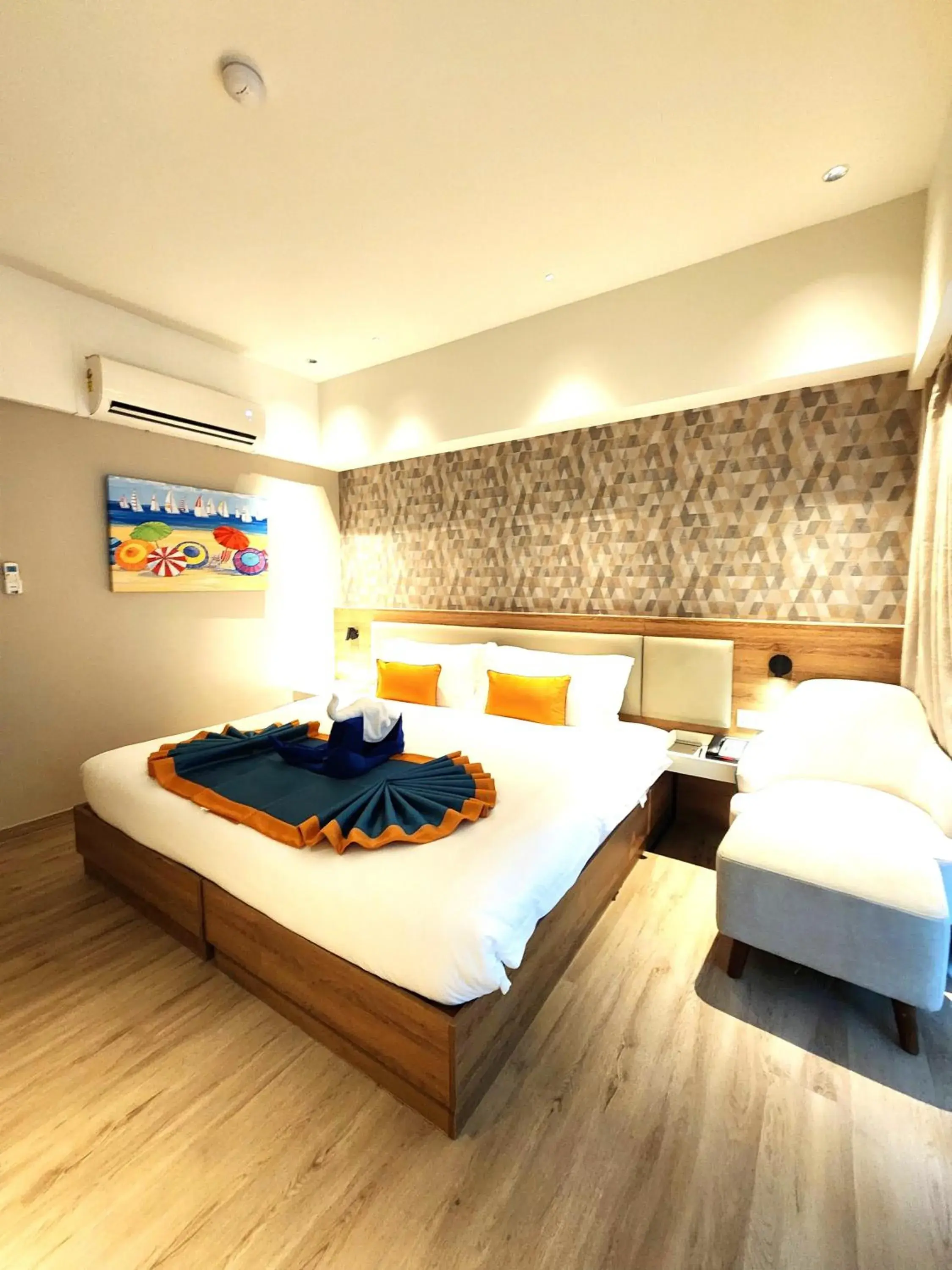 Beach view Room with Balcony in Zo Amalthea Hotel Beach view Room with Balcony in Zo Amalthea Hotel