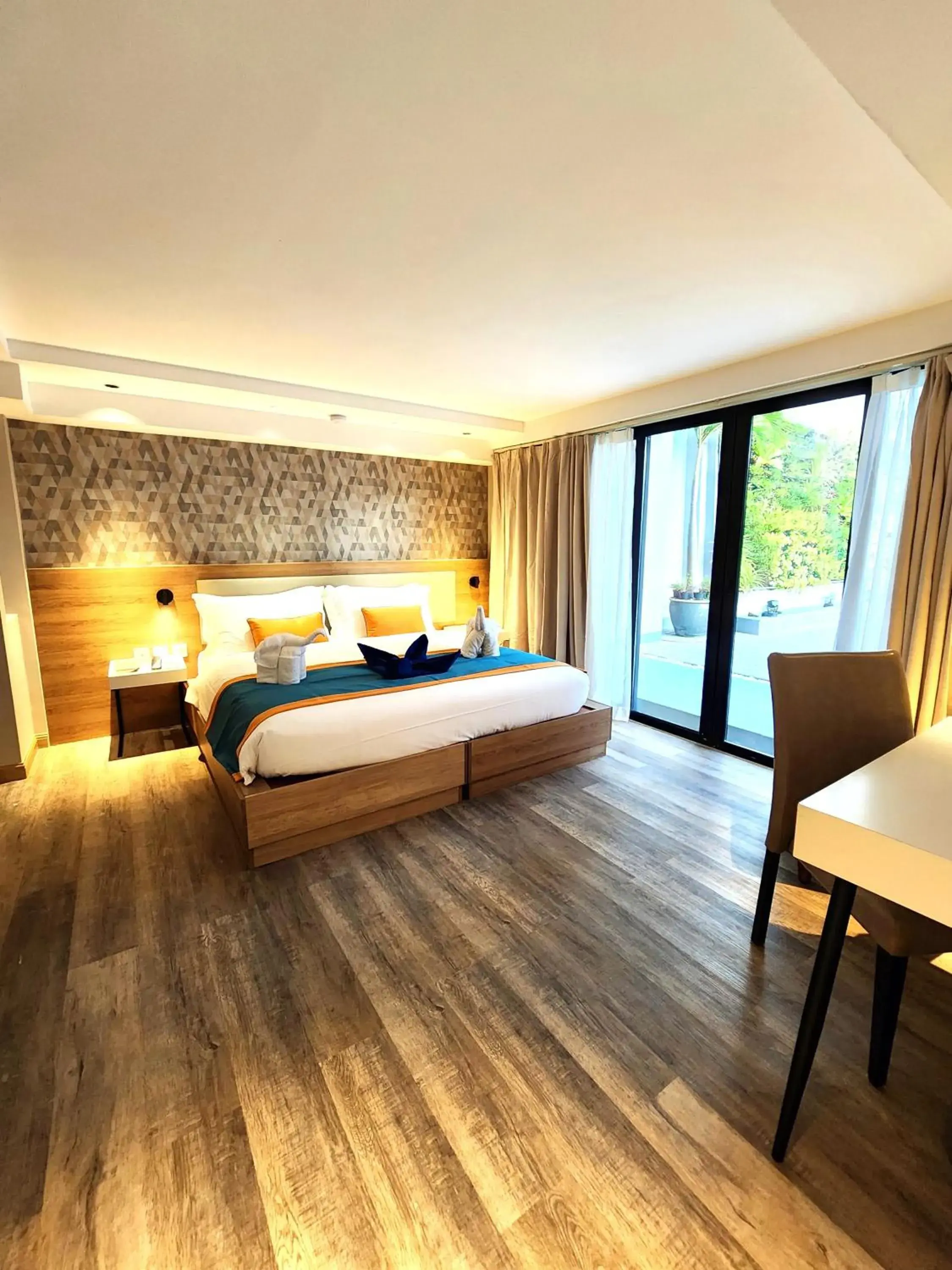 2 Bedroom Pool access suite with Patio in Zo Amalthea Hotel 2 Bedroom Pool access suite with Patio in Zo Amalthea Hotel