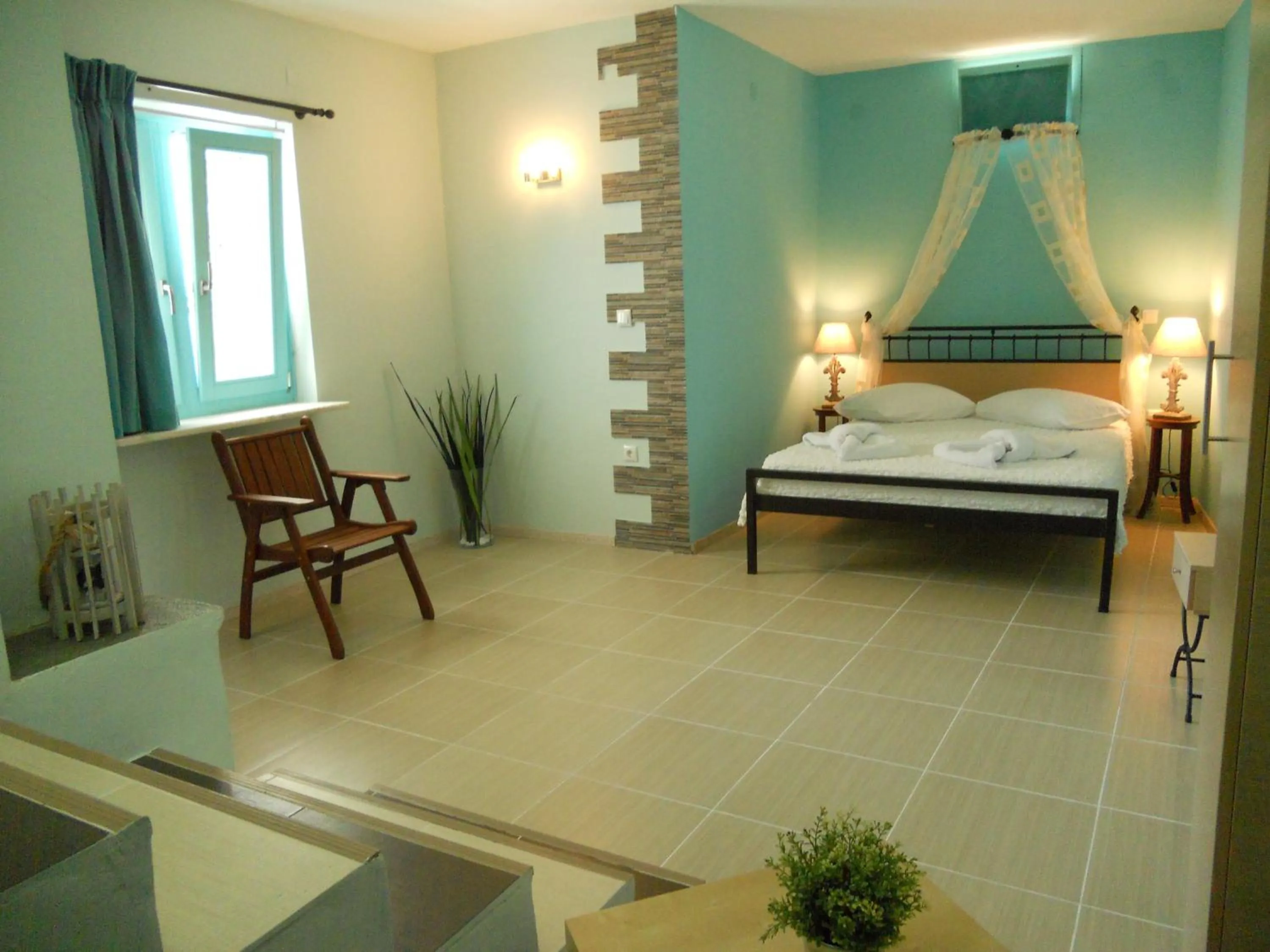 Photo of the whole room, Bed in Kampos Home