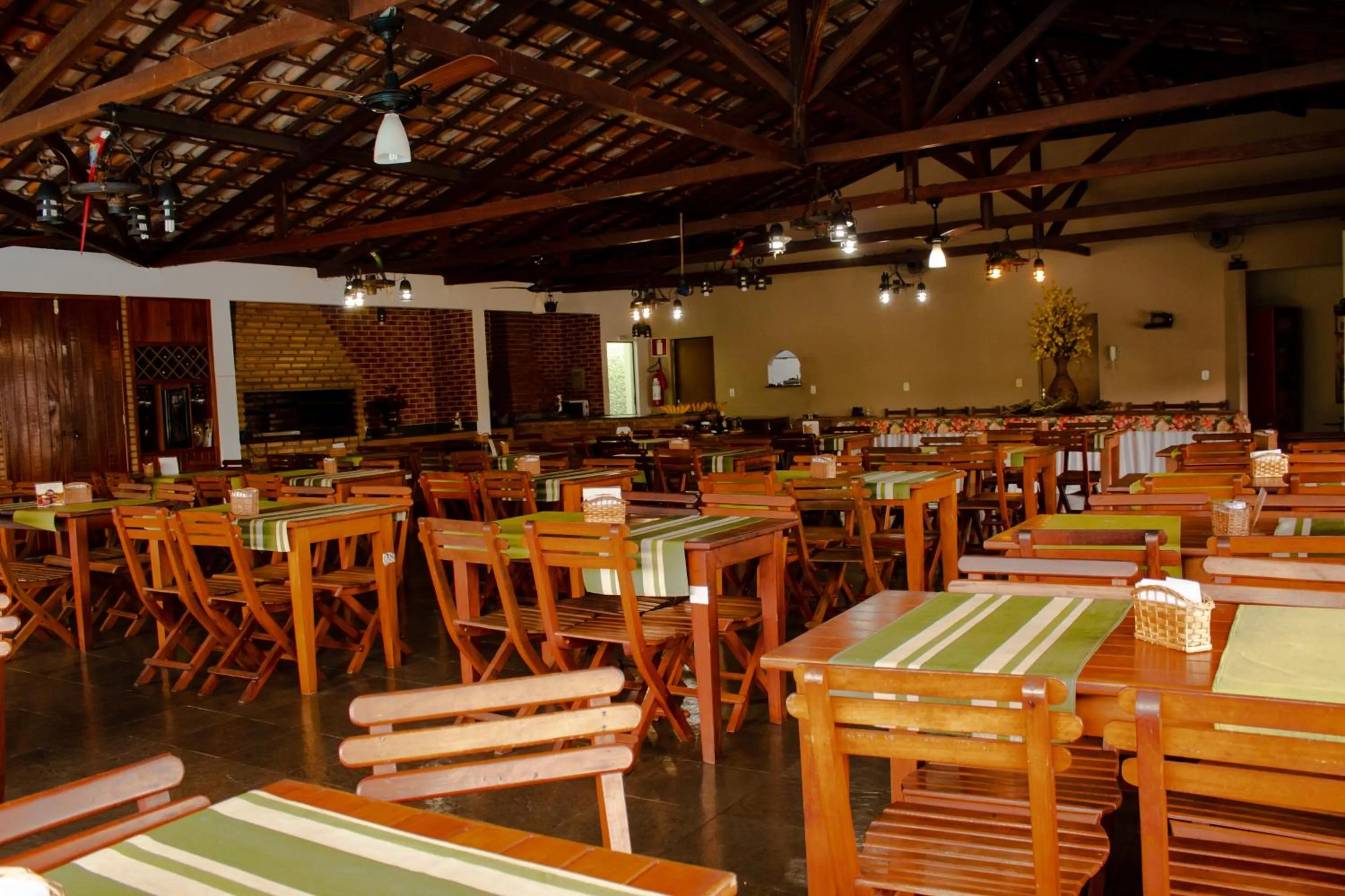 Restaurant/places to eat in Hotel Fazenda Vale Amanhecer