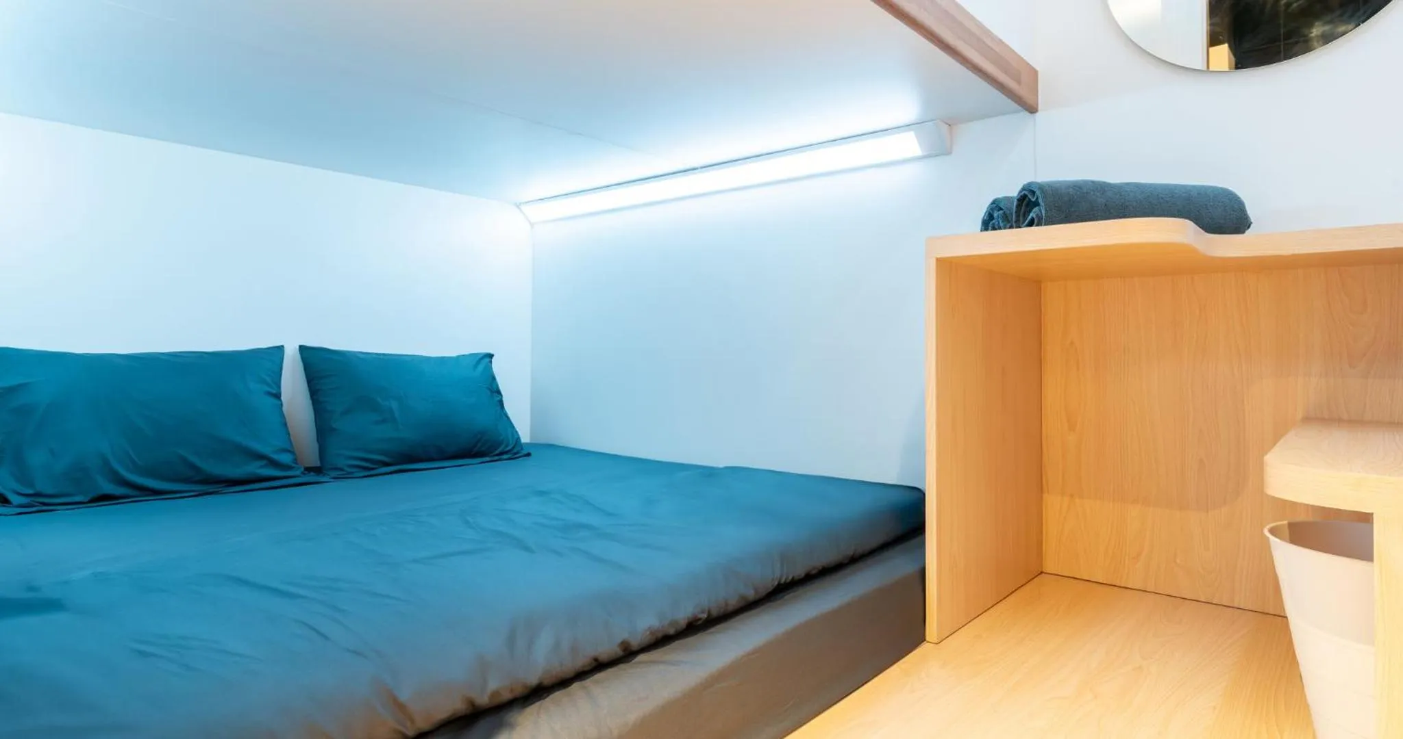 Bedroom, Bed in Bobopod Juanda, Jakarta