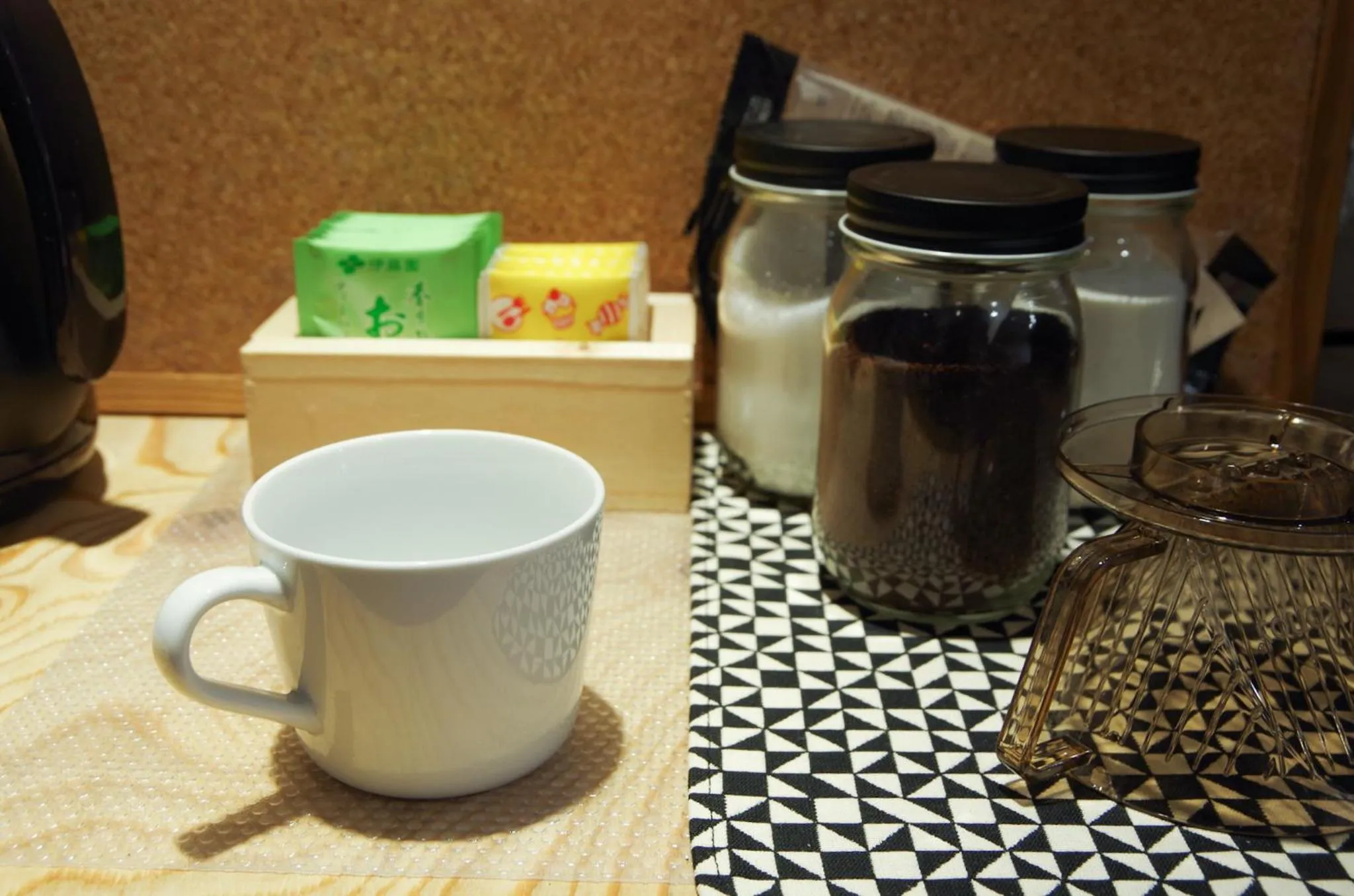 Travelers' house ROOTs