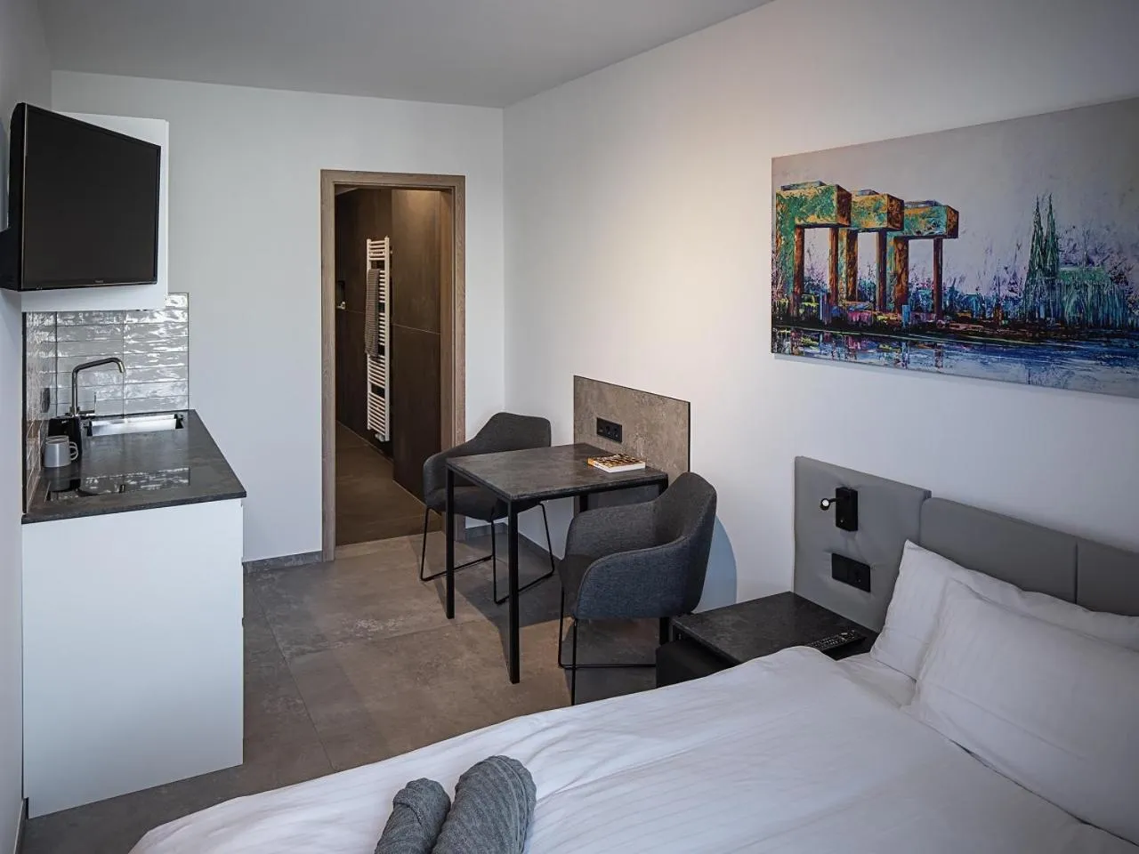 TV and multimedia, Bed in Home & Work