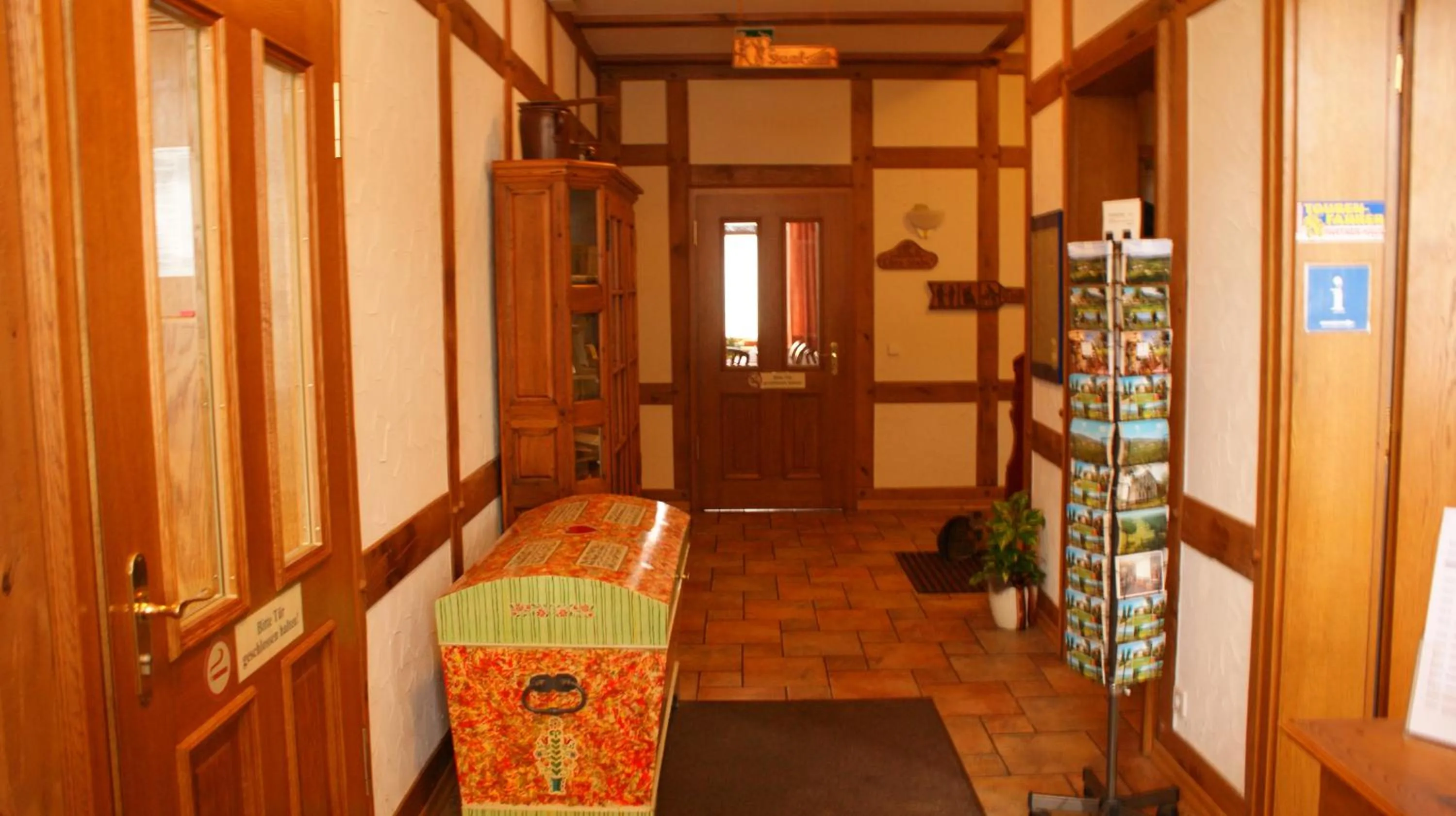 Lobby or reception, Bed in LandHotel Lönskrug