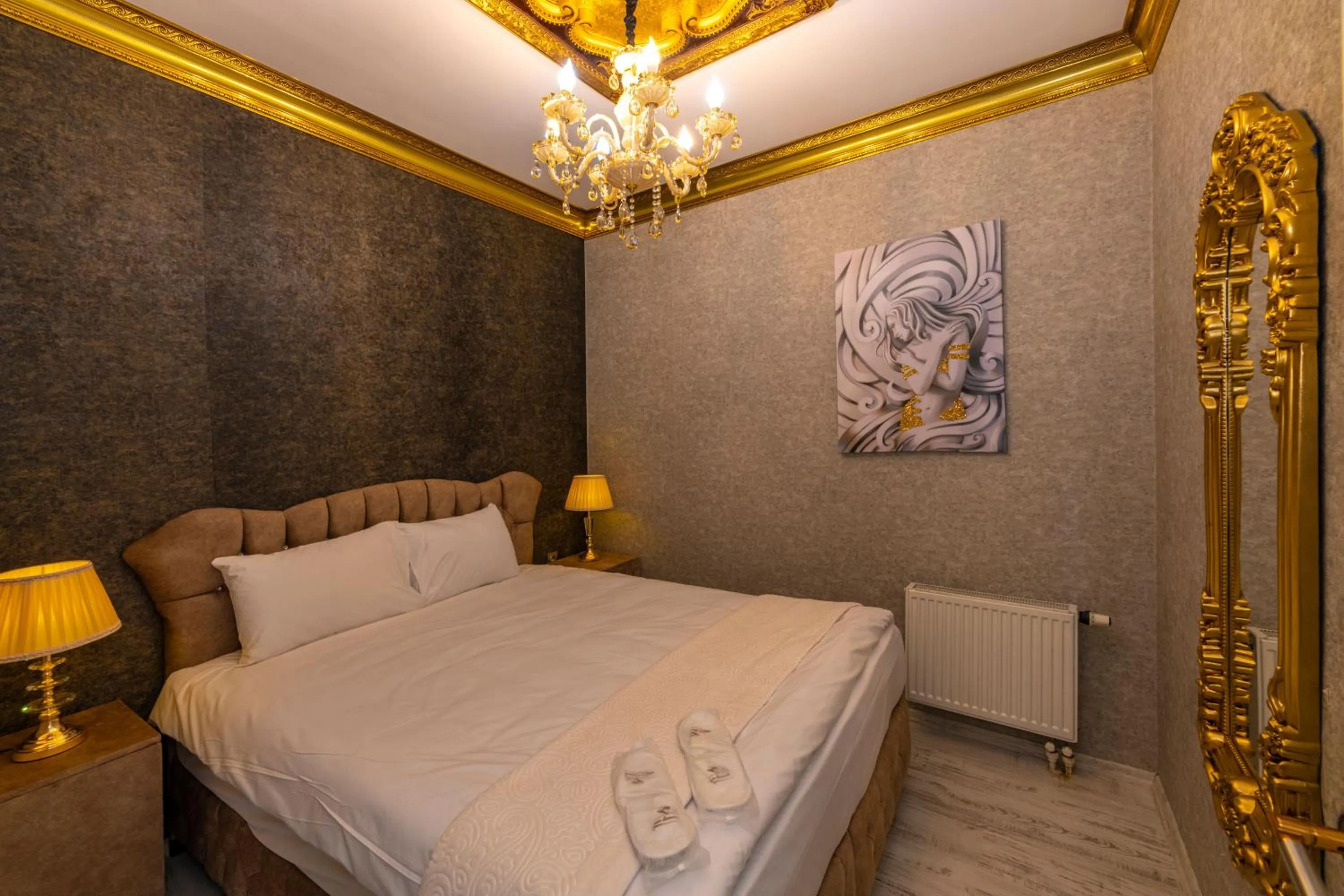 Bed in Istanbul Taksim Residence Hotel By MESUT