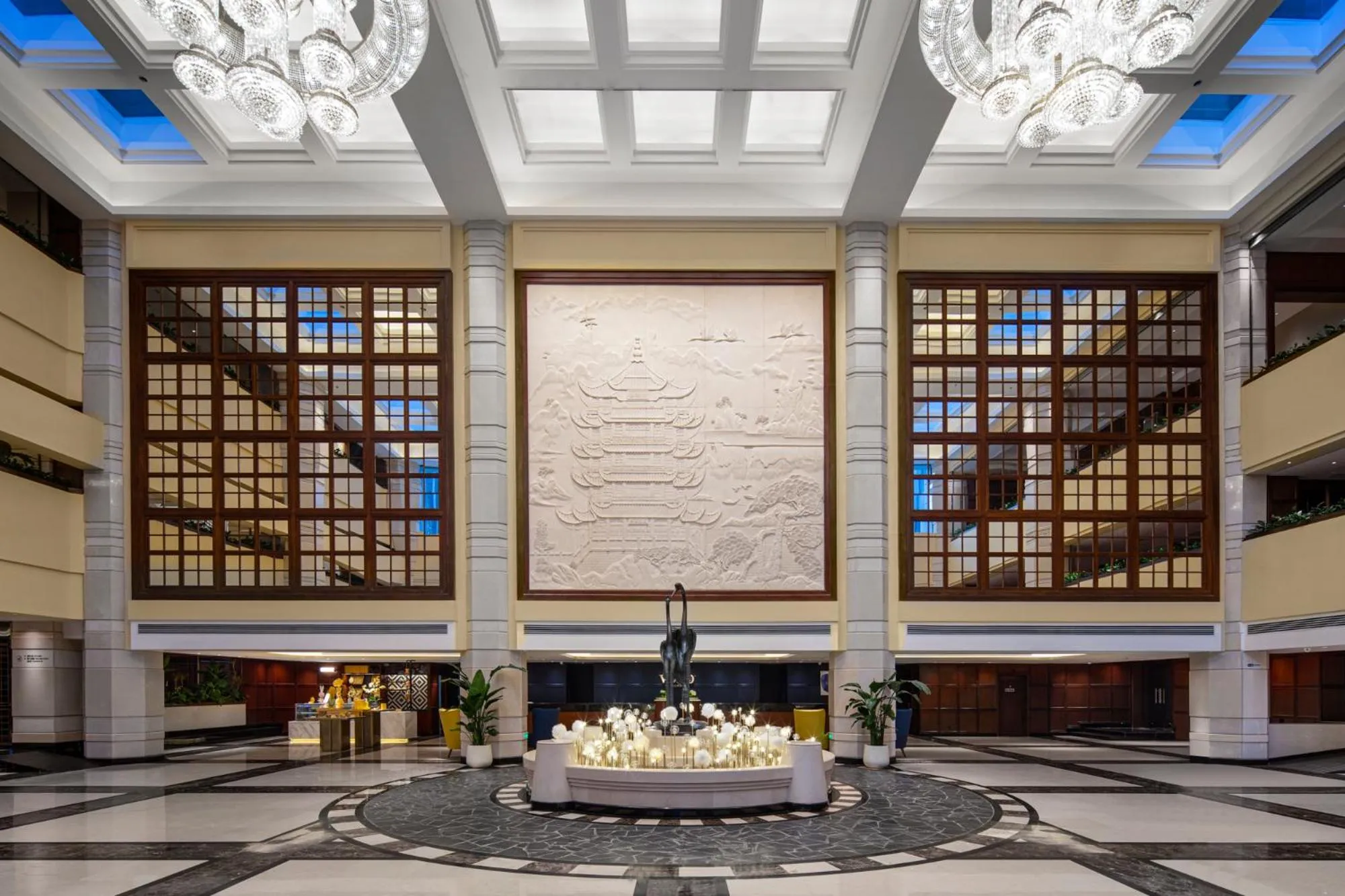 Lobby or reception in voco Wuhan Xinhua by IHG