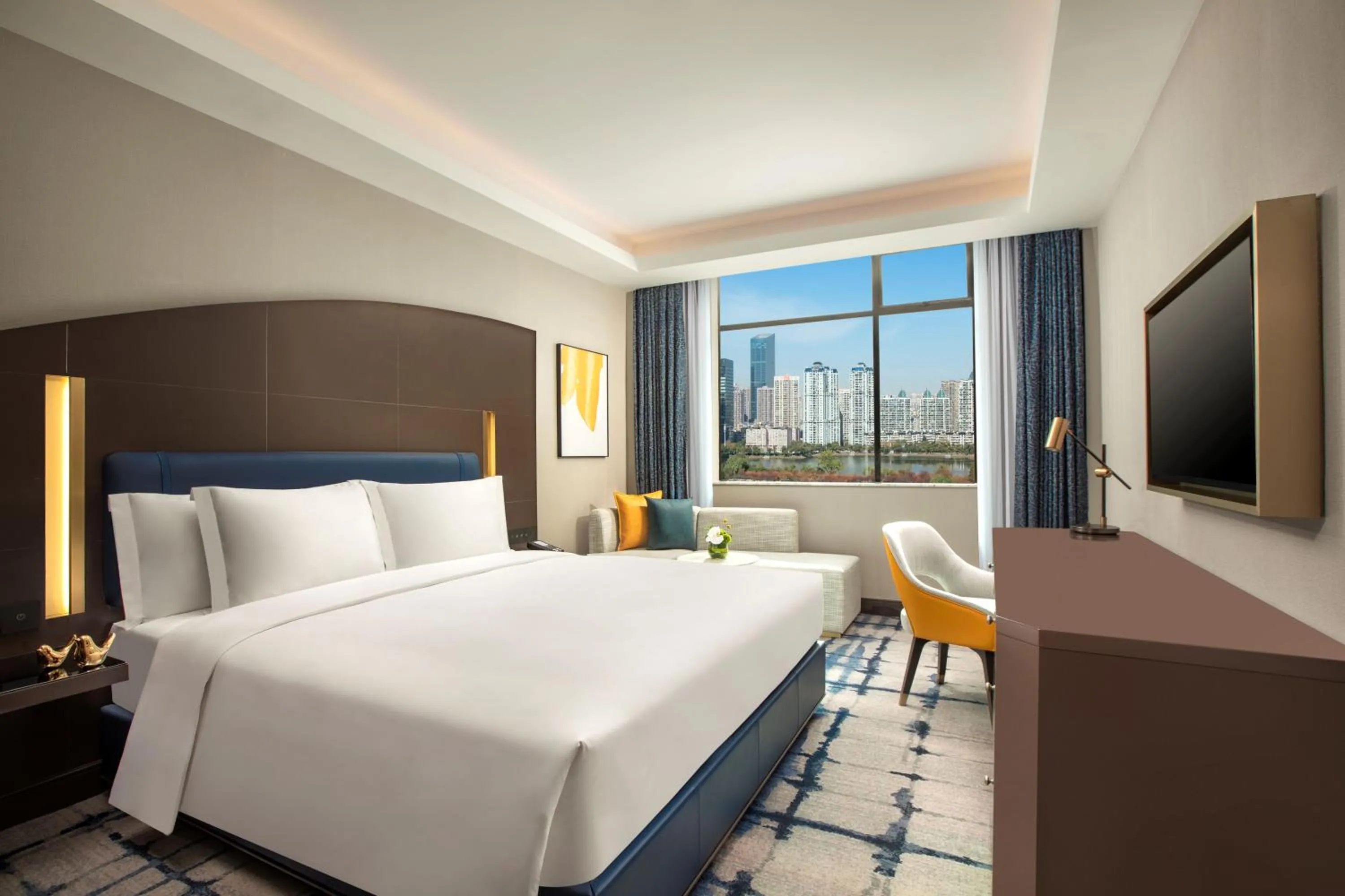 Bed in voco Wuhan Xinhua by IHG