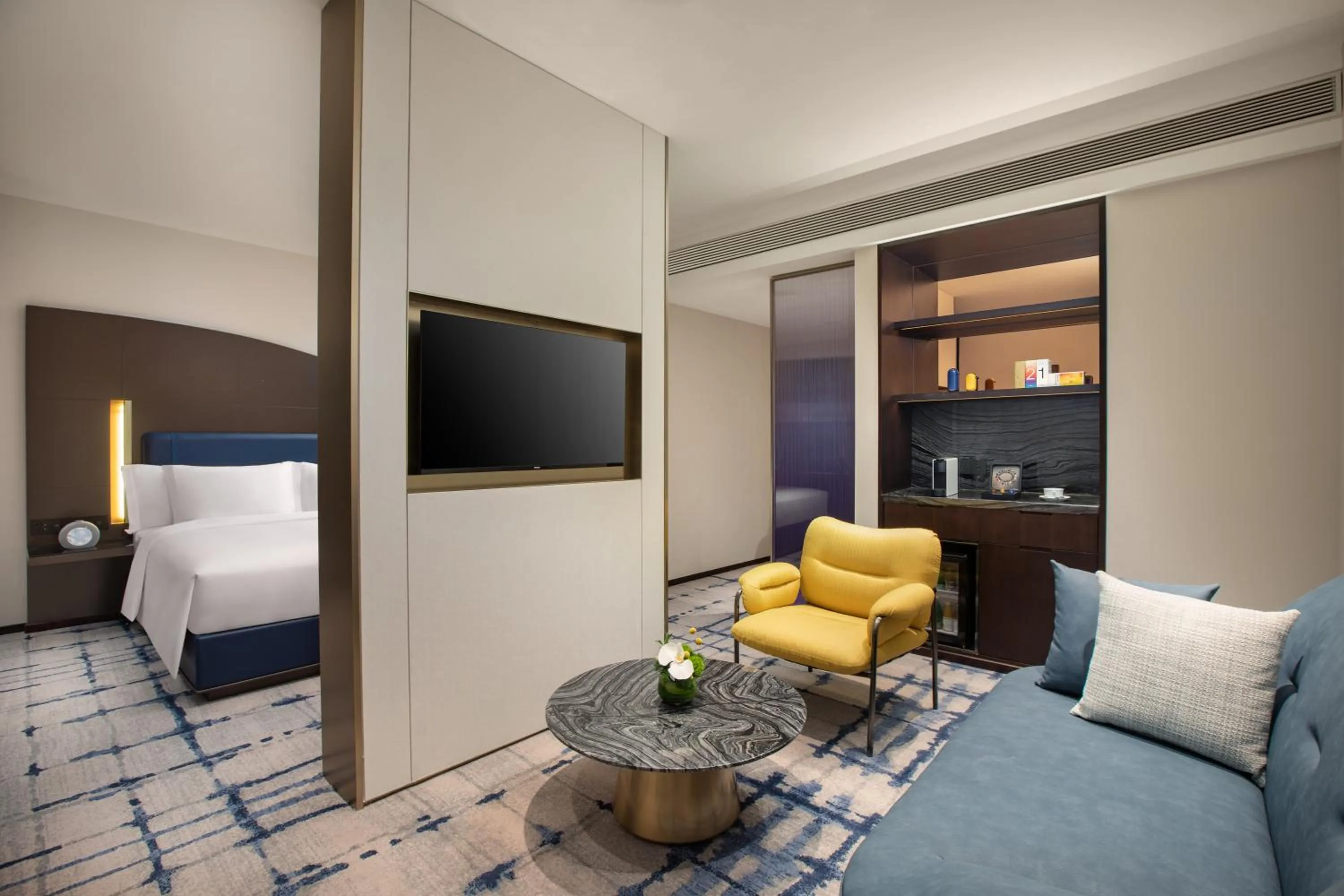 TV and multimedia, Bed in voco Wuhan Xinhua by IHG