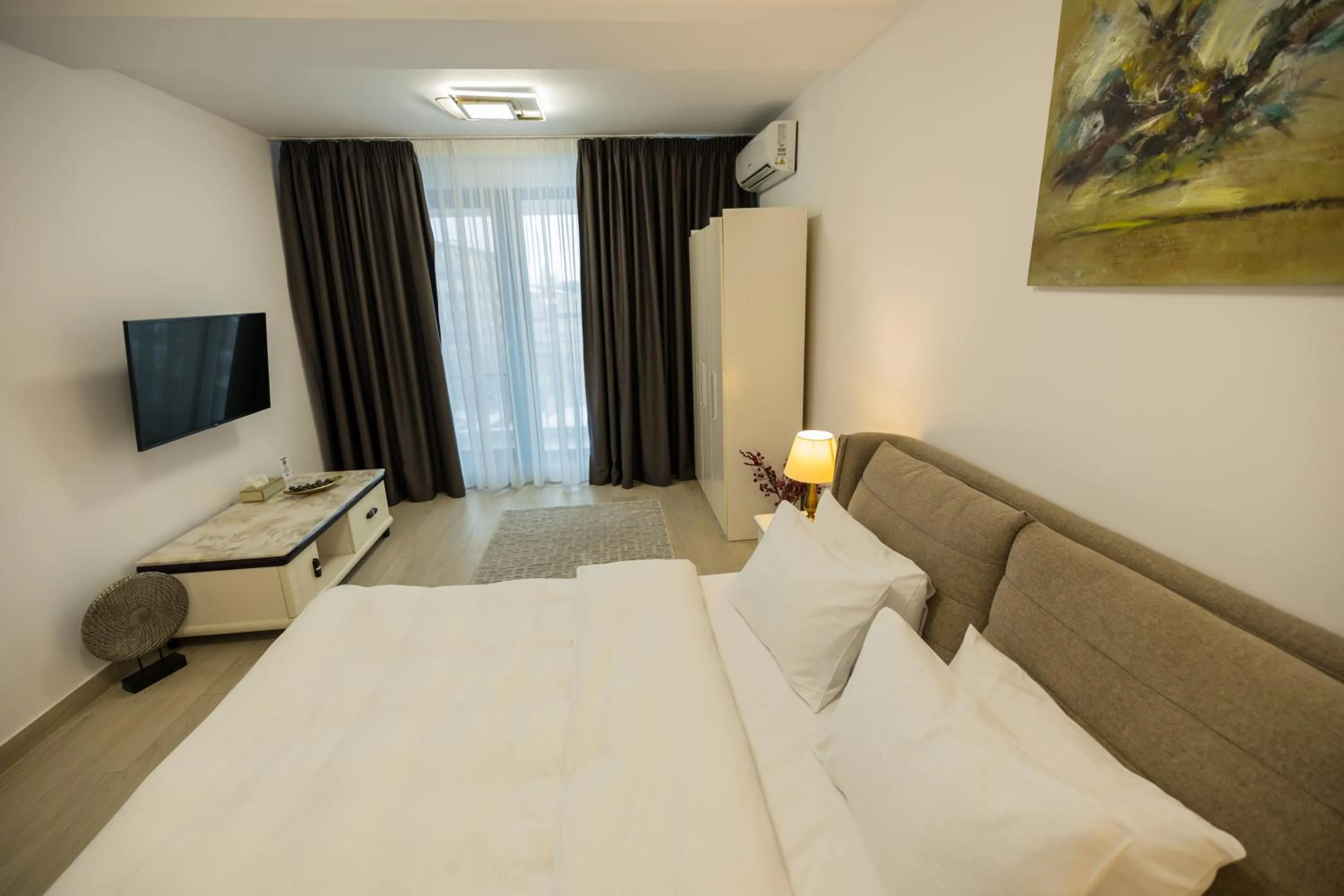 Bed in Le Blanc ApartHotel