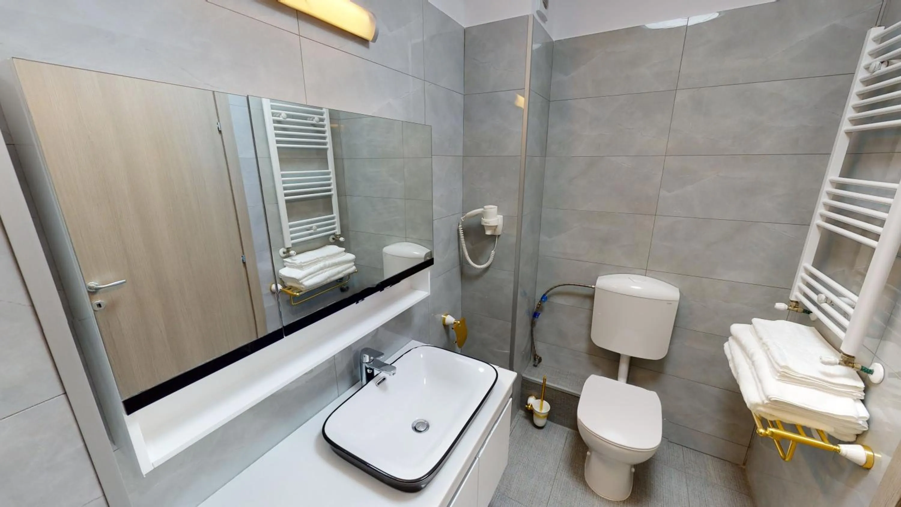 Bathroom in Le Blanc ApartHotel