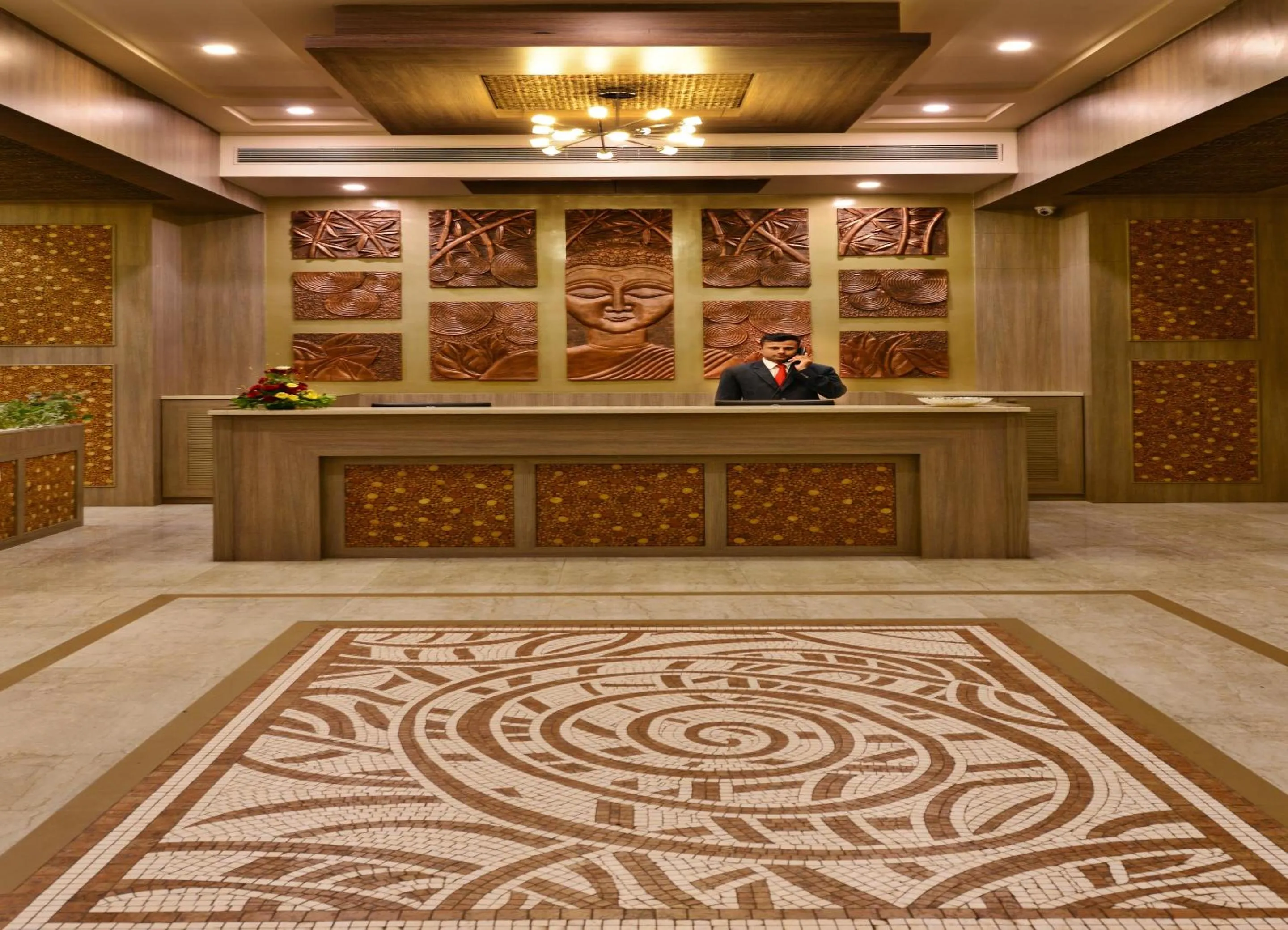 Lobby or reception in Sarovar Portico Sasangir