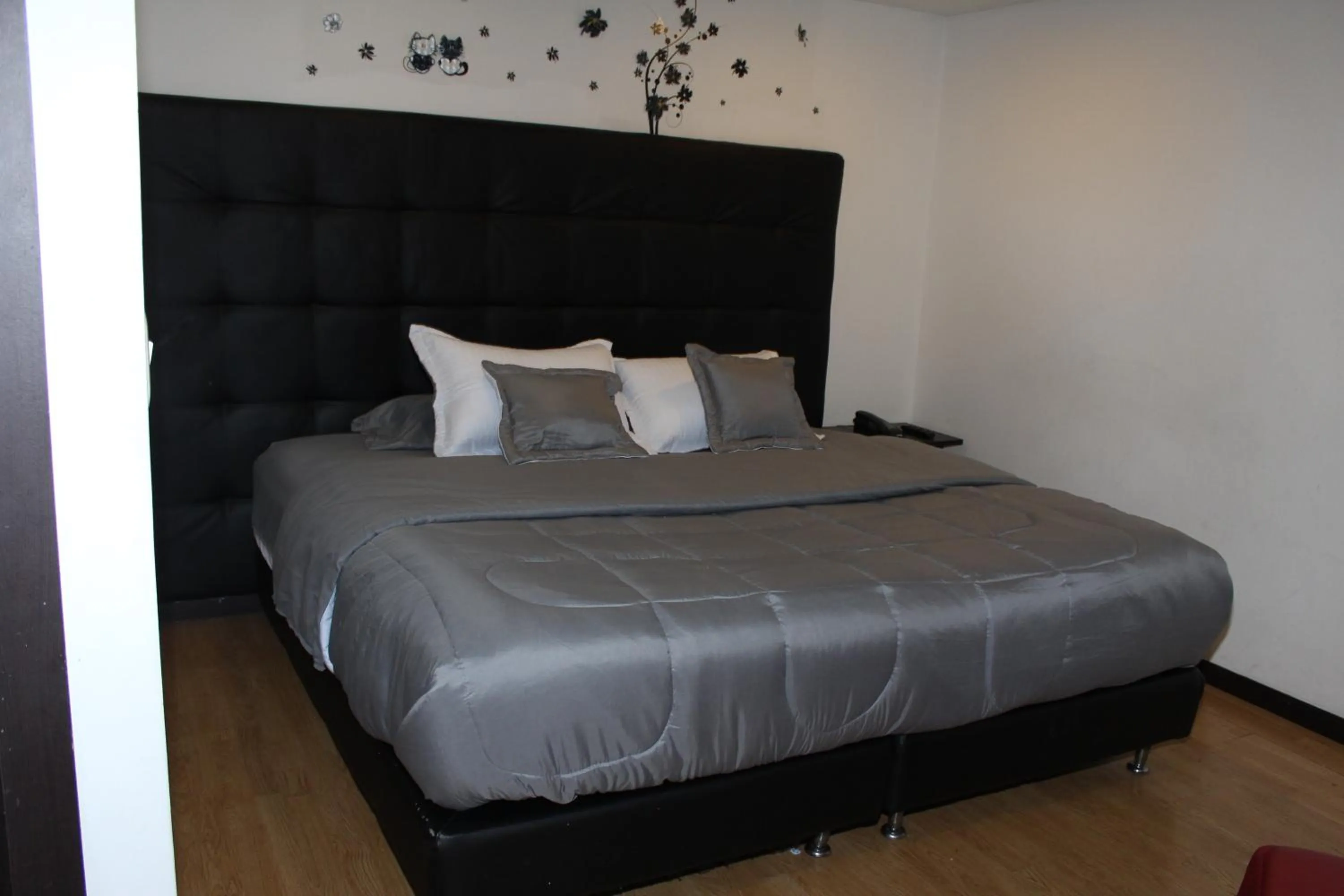 Bed in Hotel Montecarlo Boutique