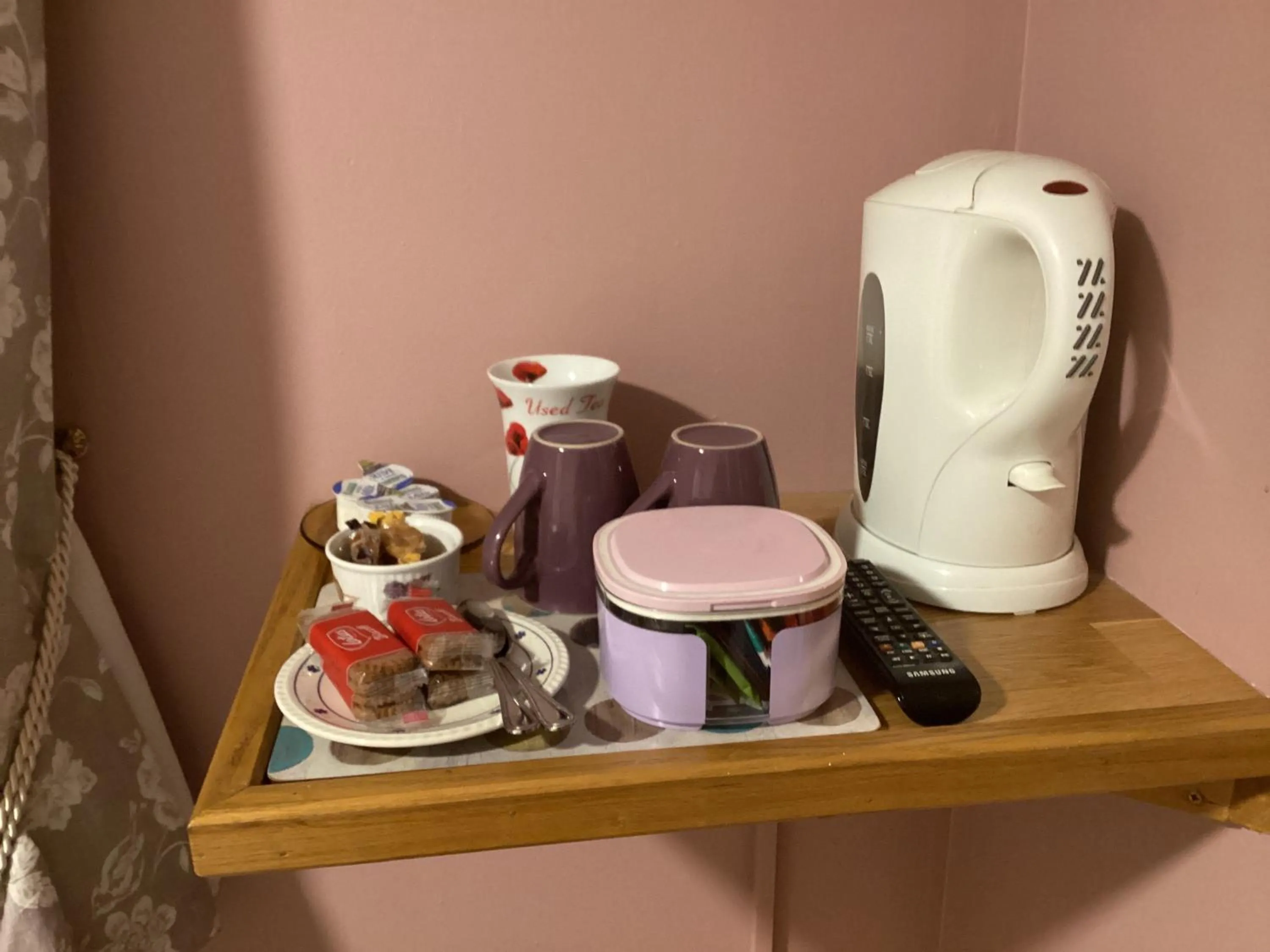 Coffee/tea facilities in Comeragh View