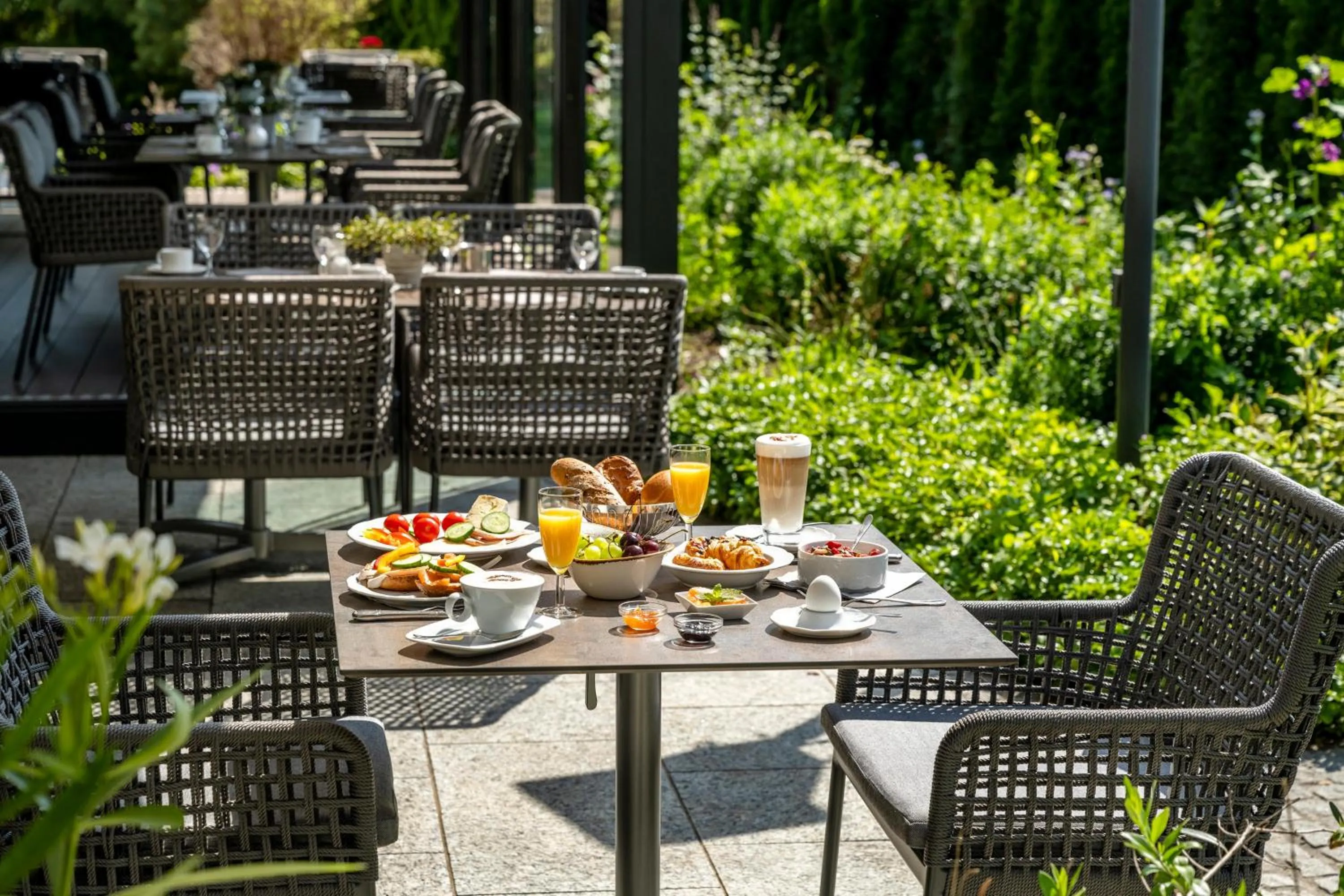 Restaurant/places to eat in Best Western Plus Hotel Erb