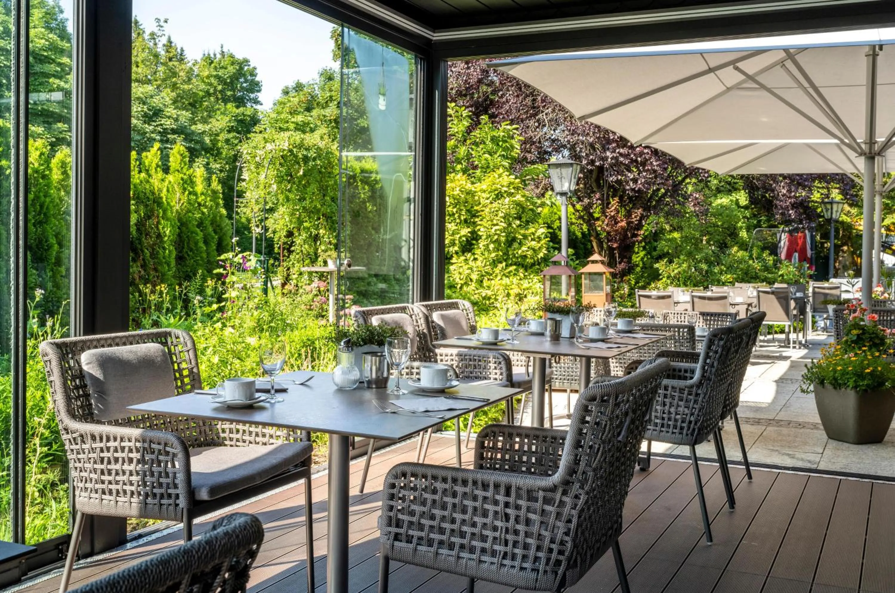 Restaurant/places to eat in Best Western Plus Hotel Erb