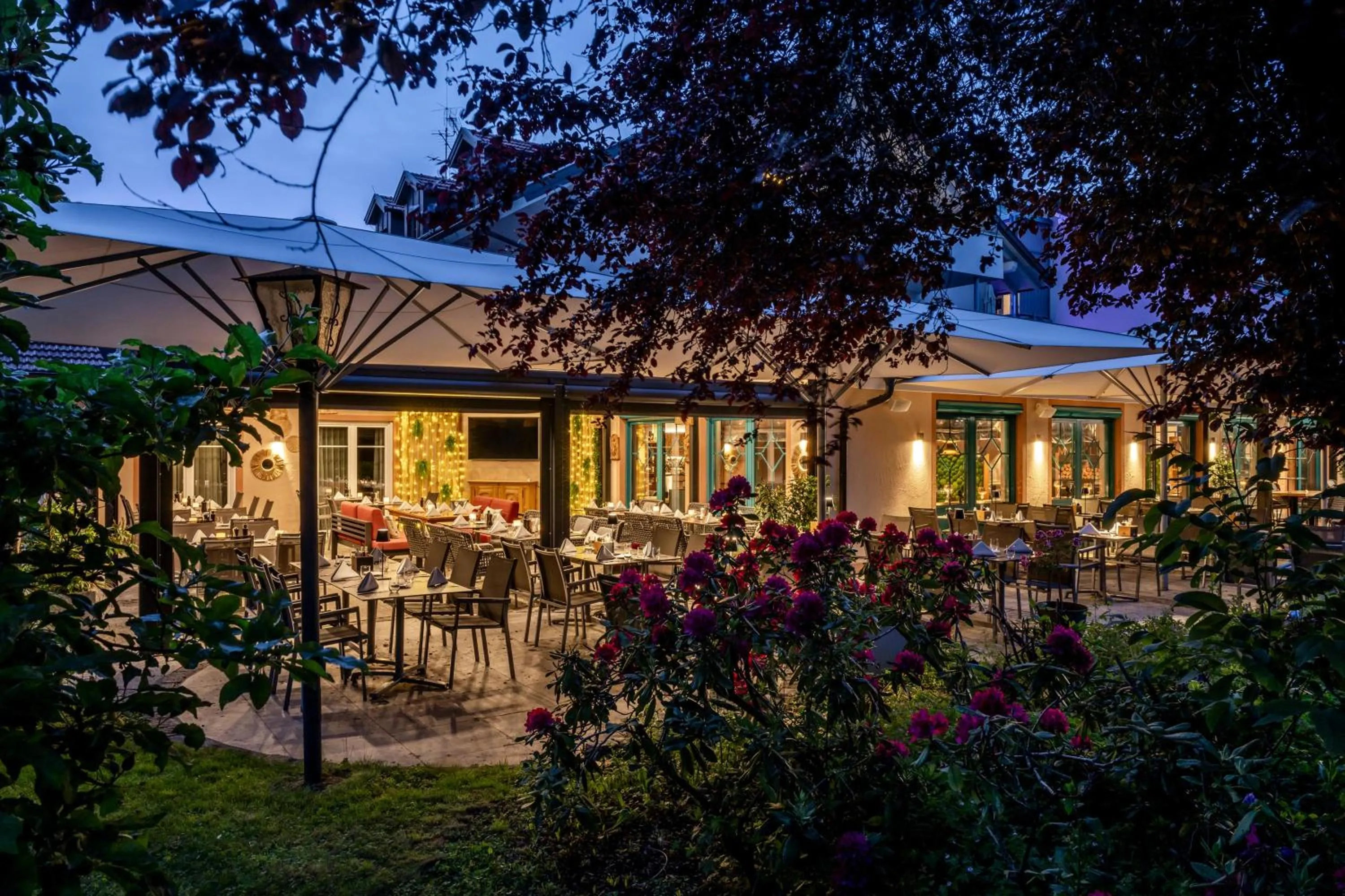 Property building in Best Western Plus Hotel Erb