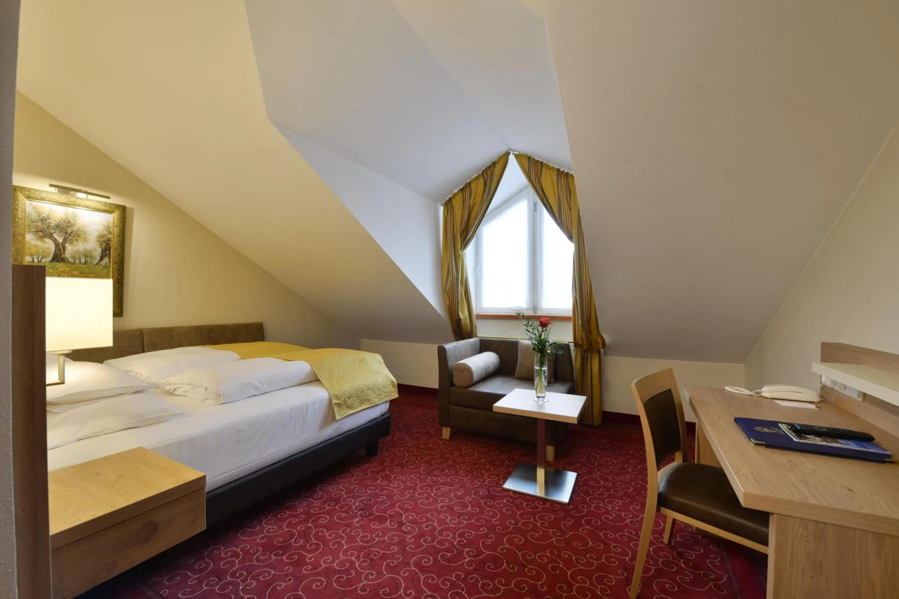 Photo of the whole room, Bed in Best Western Plus Hotel Erb