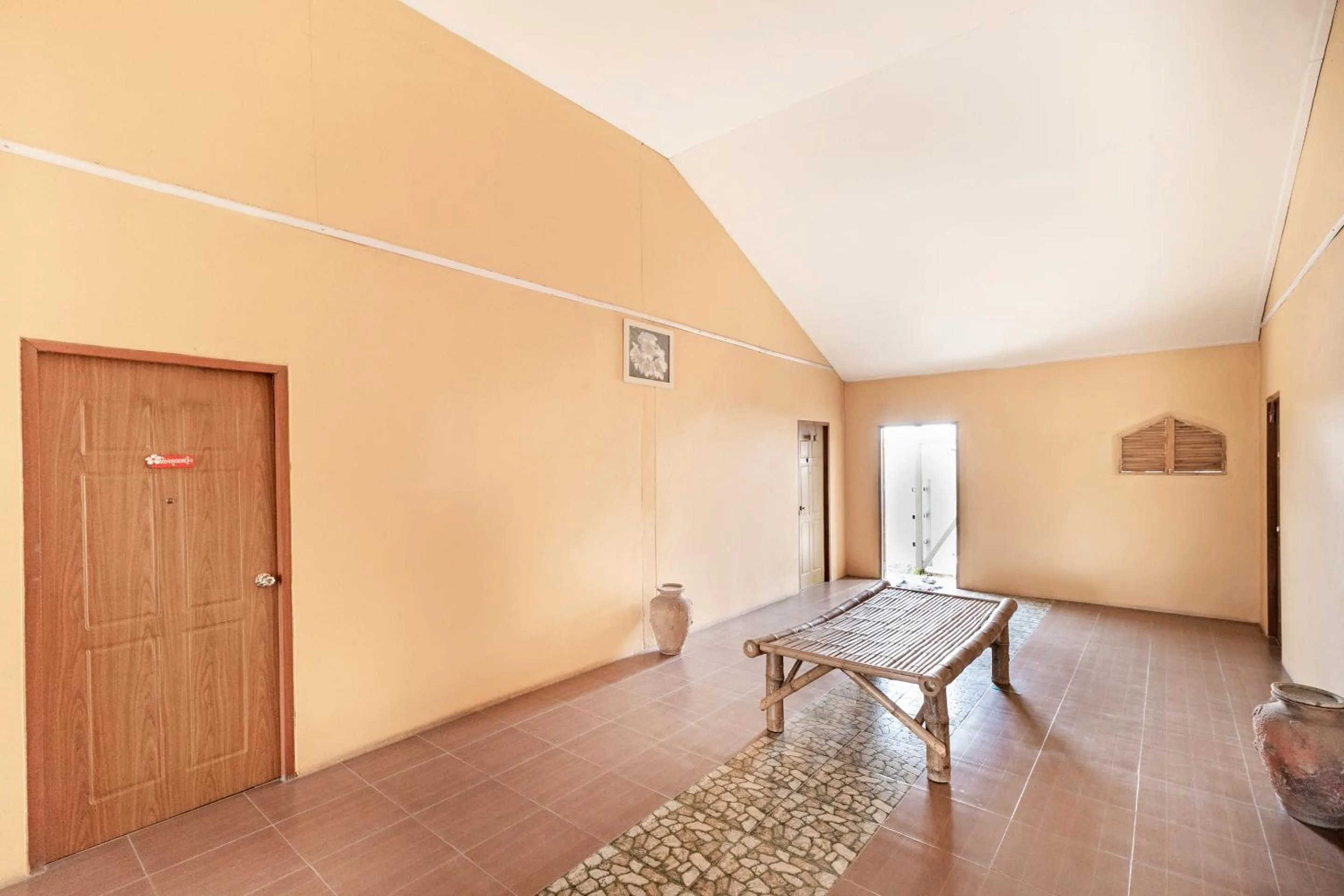 Lobby or reception in I Oun Inn