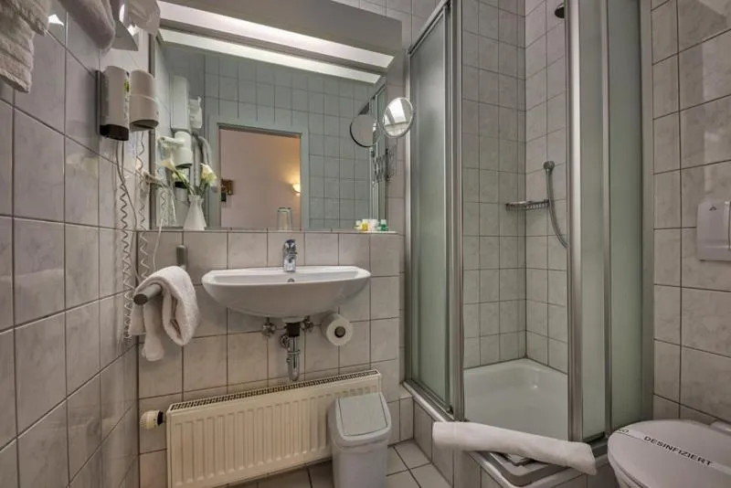 Comfort Single Room in Hotel Residenz Limburgerhof