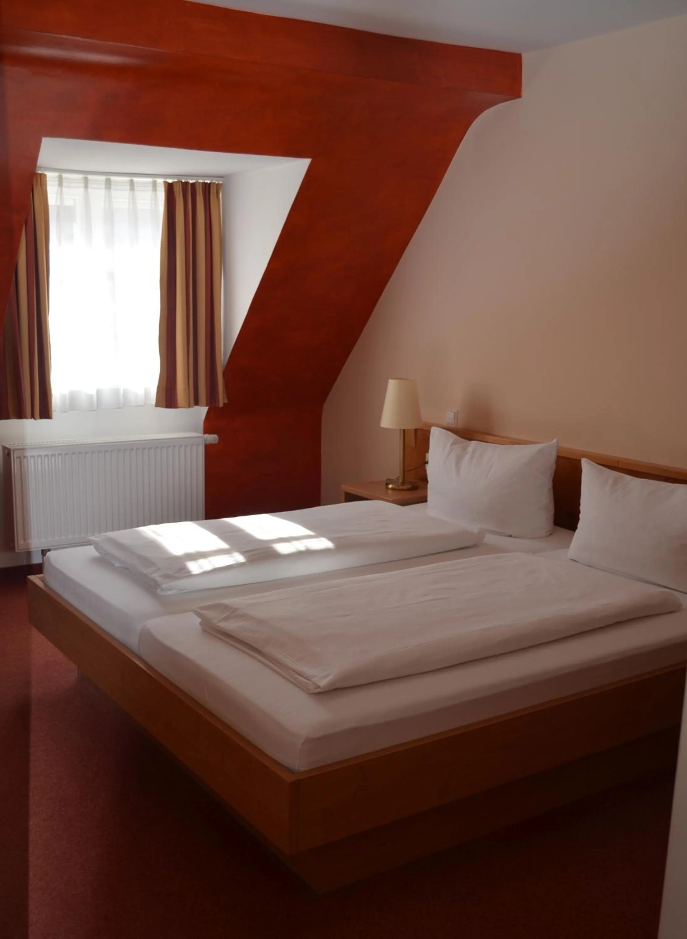 Bed in Hotel Zum Goldenen Mann