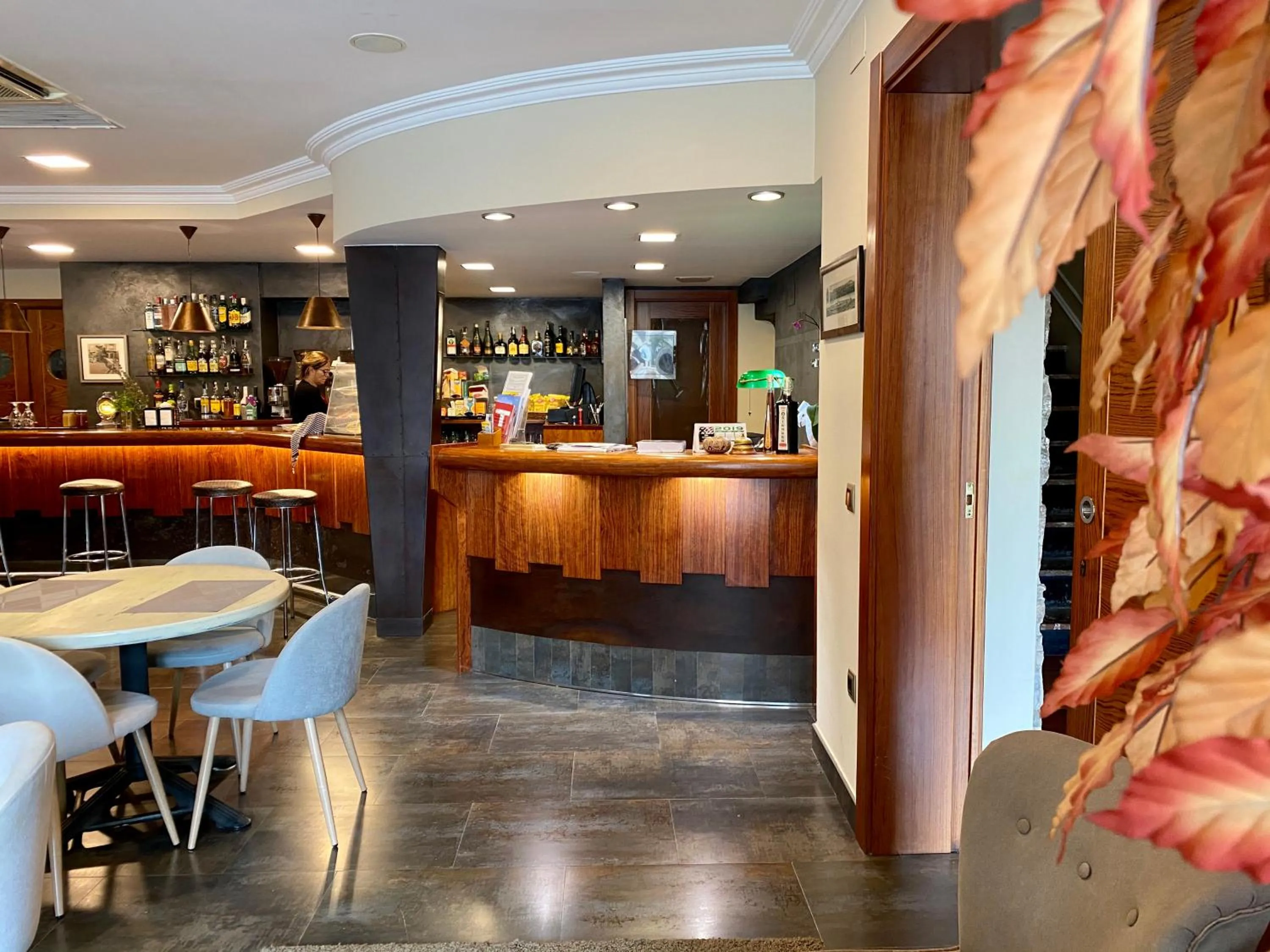 Restaurant/places to eat in Hostal Bonavista