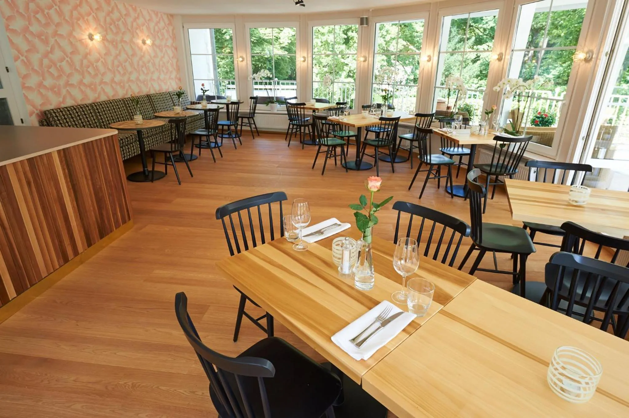 Restaurant/places to eat in Parkhotel Obermenzing