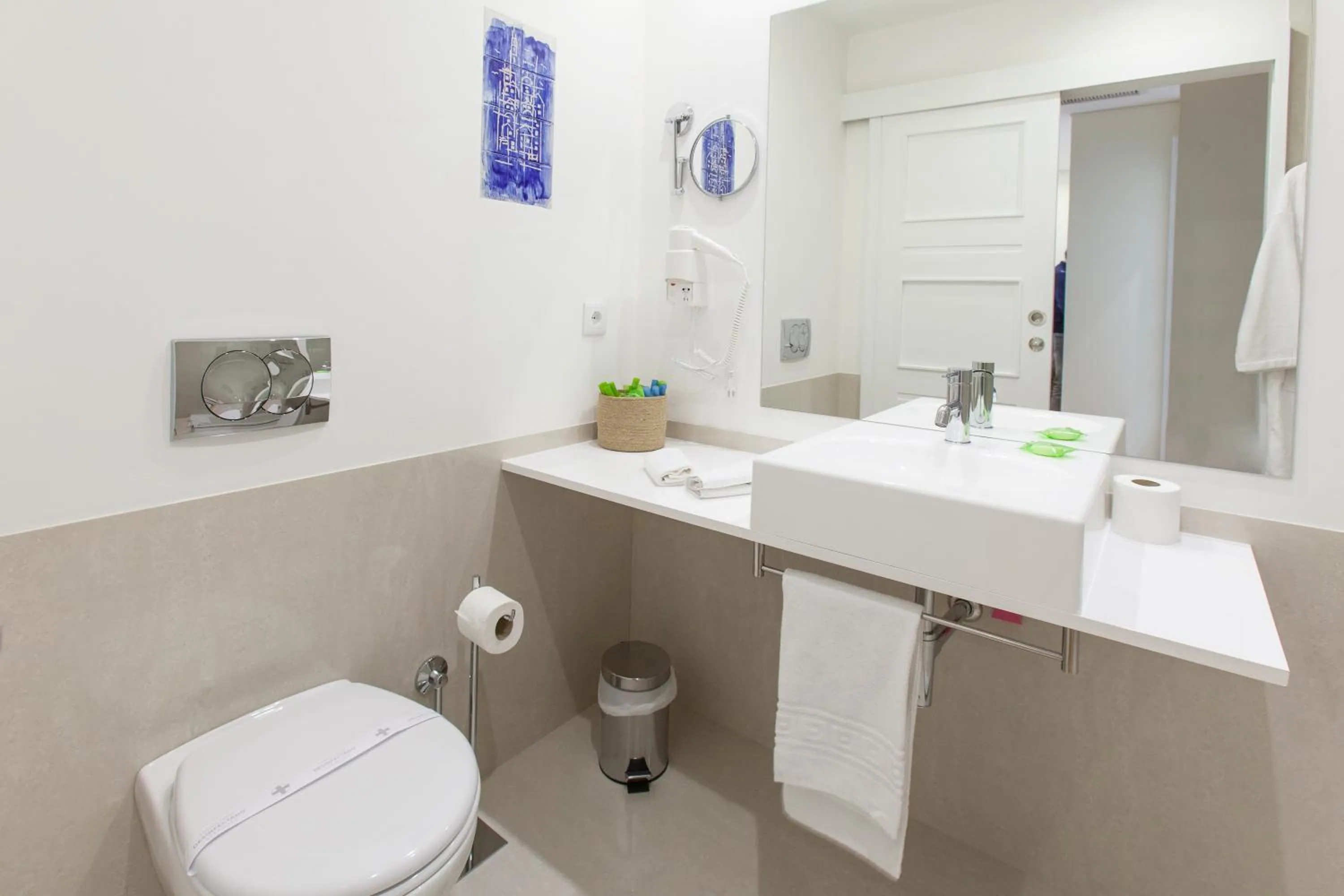 Bathroom in Casas do Porto - Ribeira Apartments
