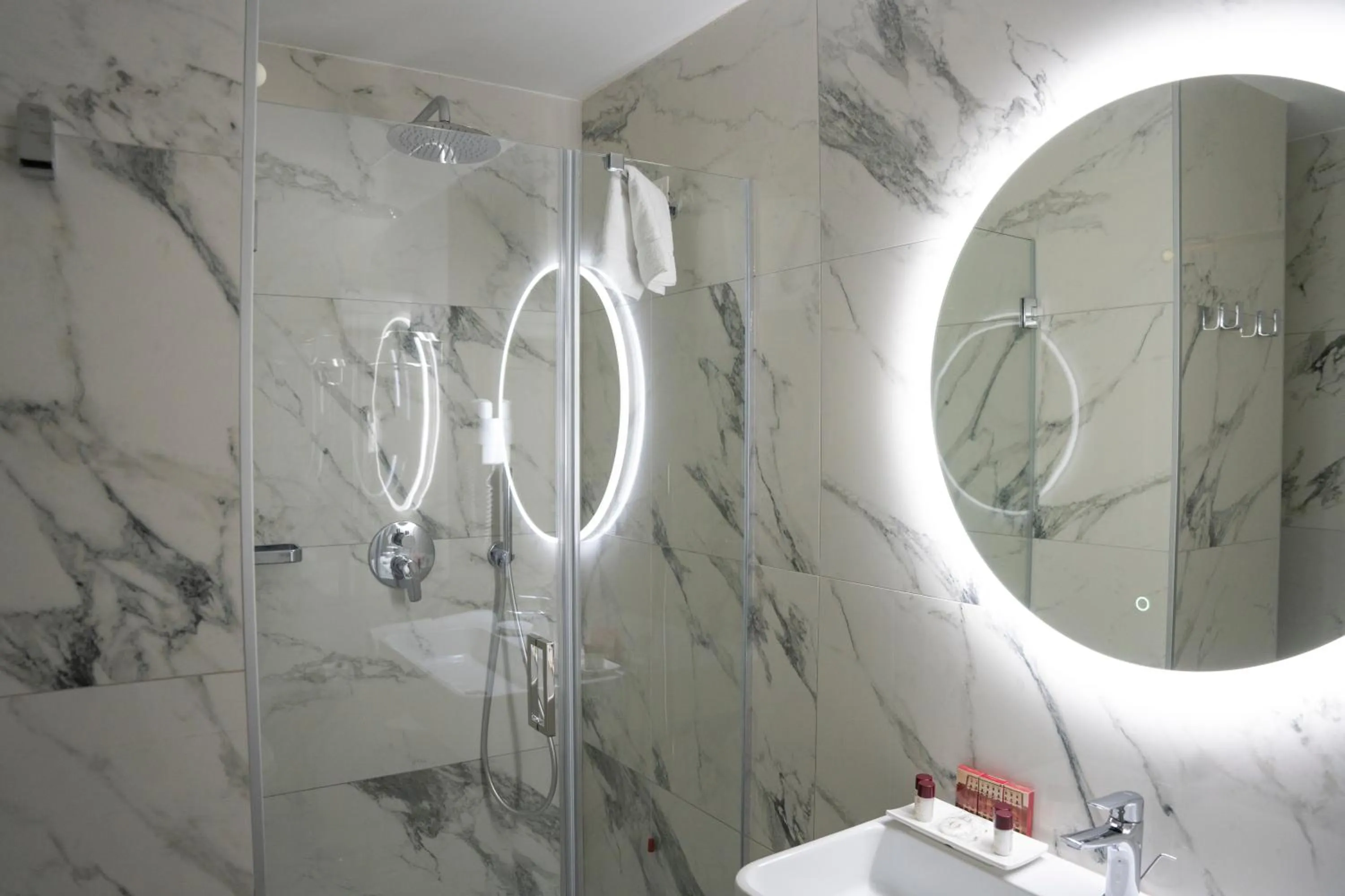 Shower in Soul Art Hotel