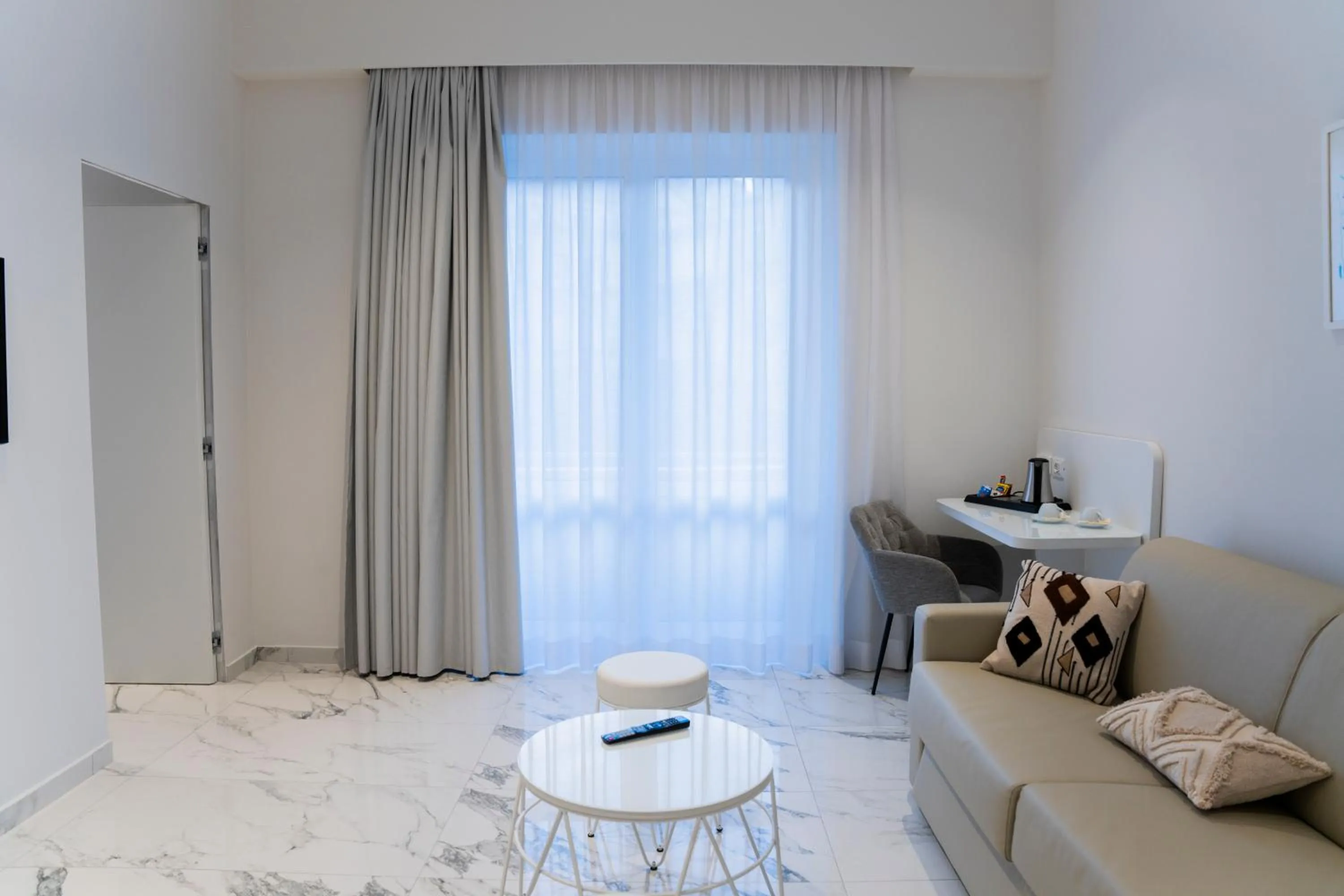 Photo of the whole room in Soul Art Hotel