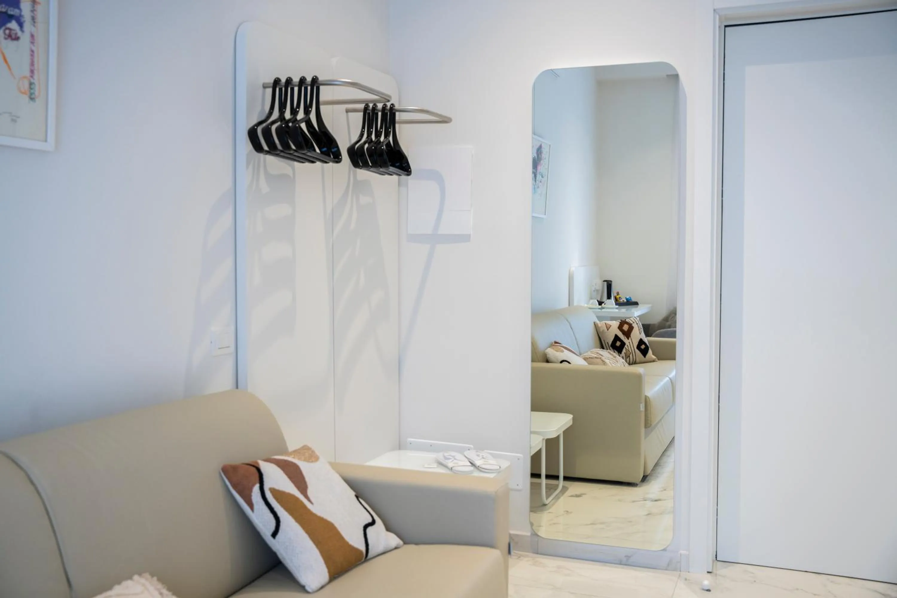 Photo of the whole room in Soul Art Hotel