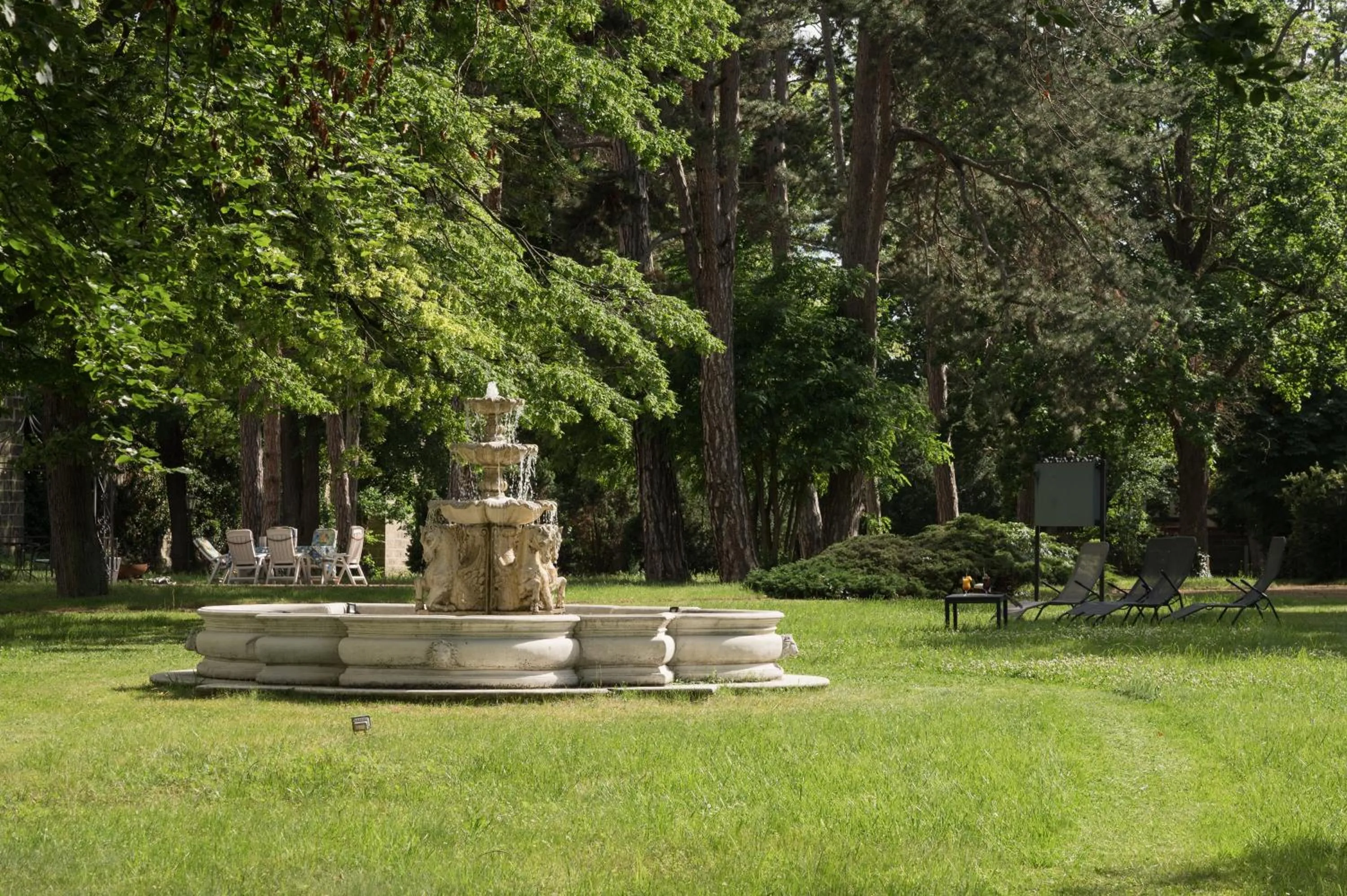 Garden in Schlosshotel zum Markgrafen
