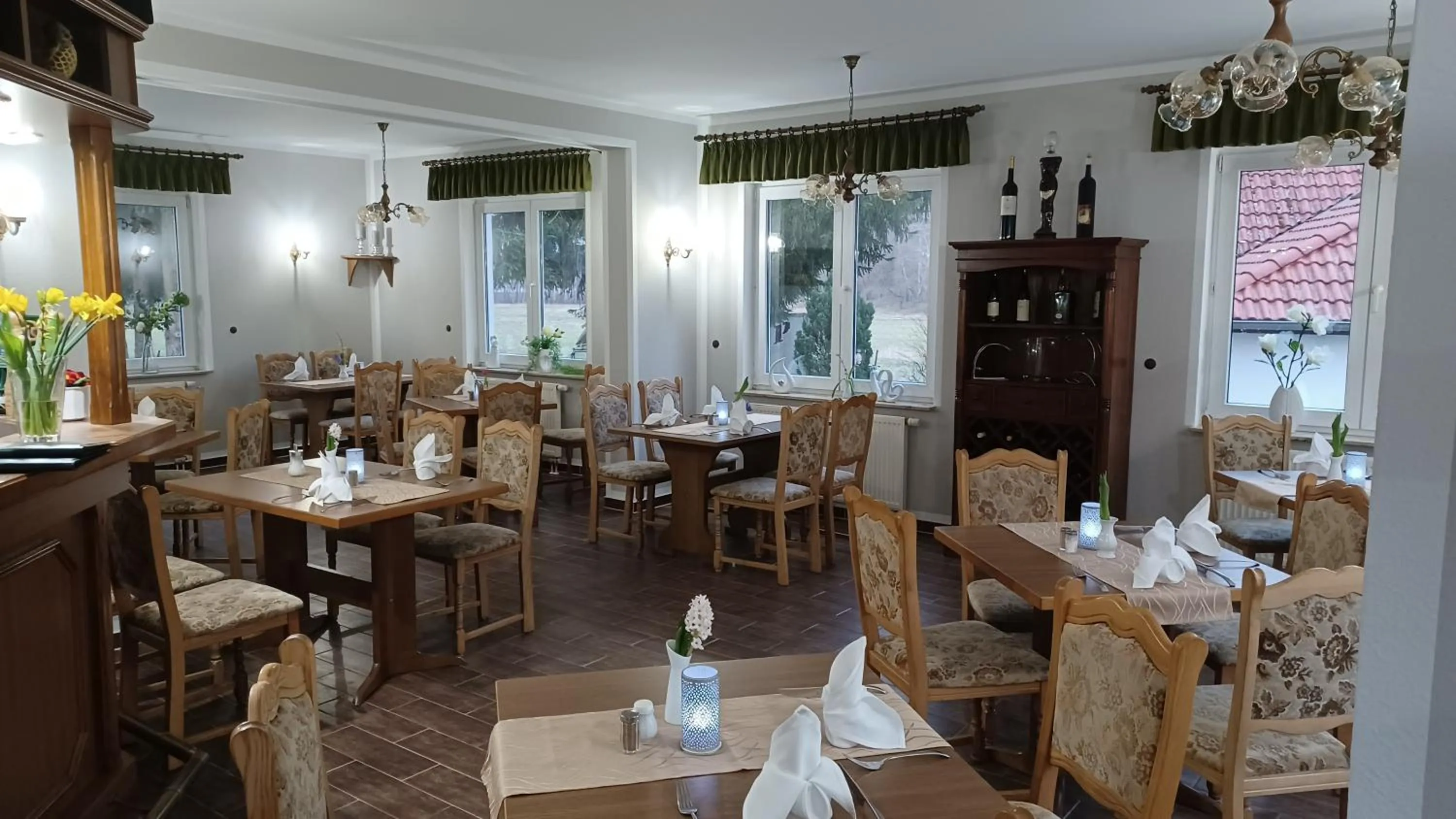 Restaurant/places to eat in Haus Waldesruh