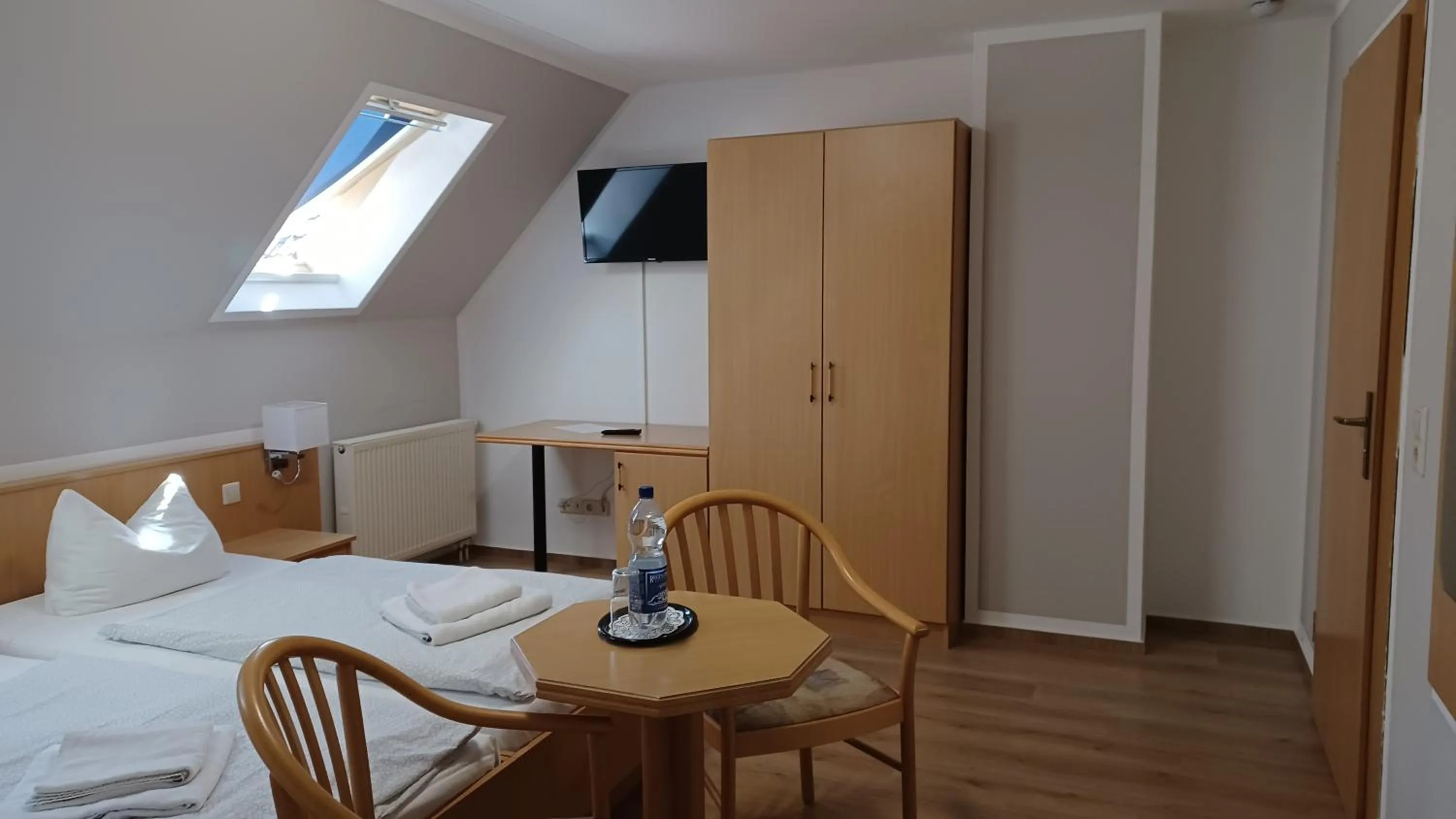 Photo of the whole room, Bed in Haus Waldesruh