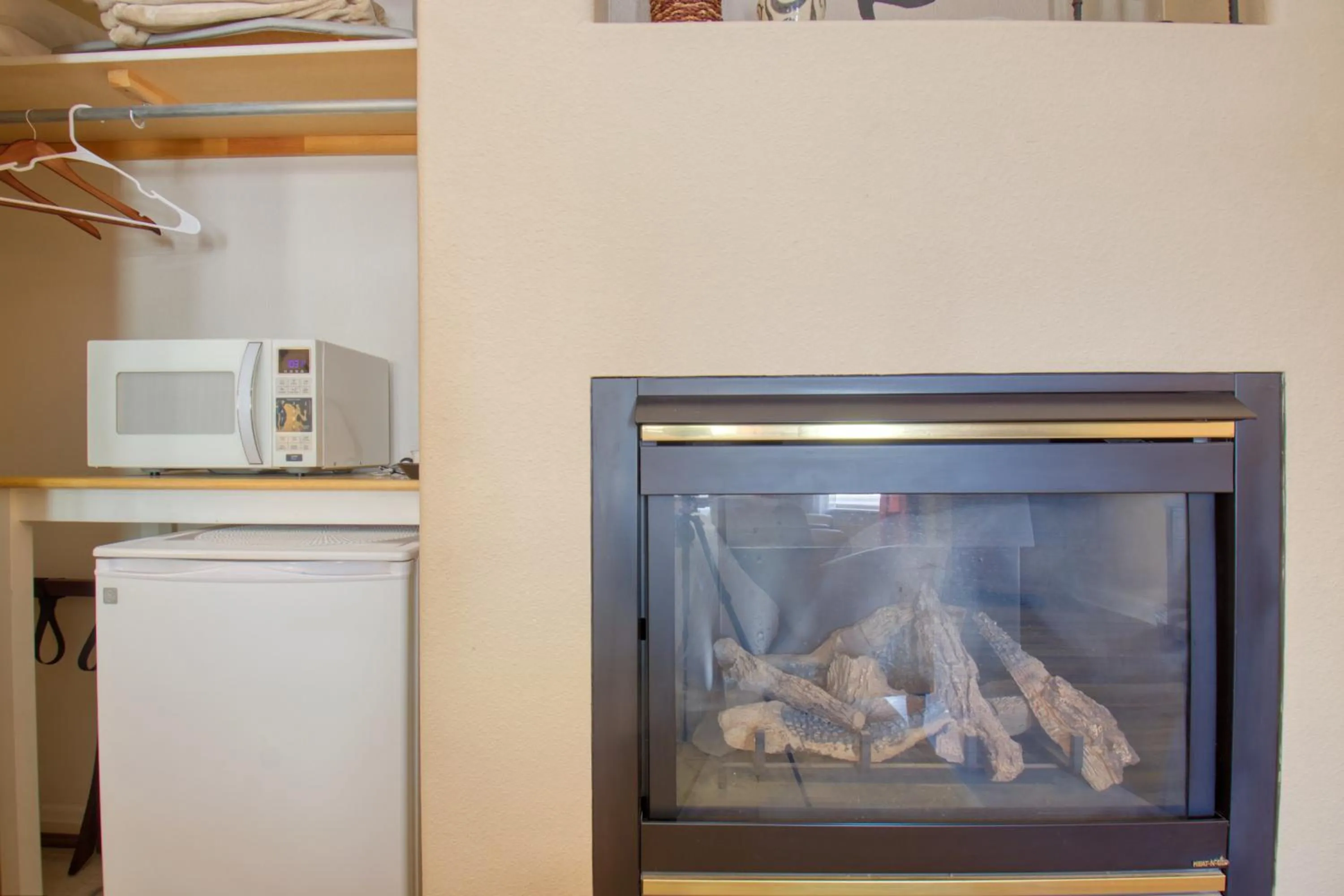 Property building in Castle Creek Manor