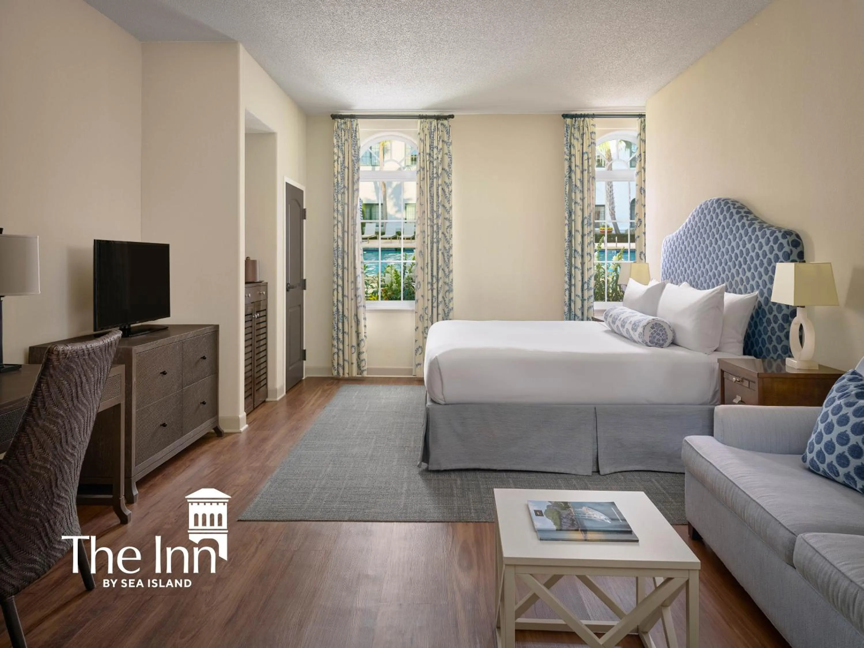 Bedroom, Bed in The Inn by Sea Island