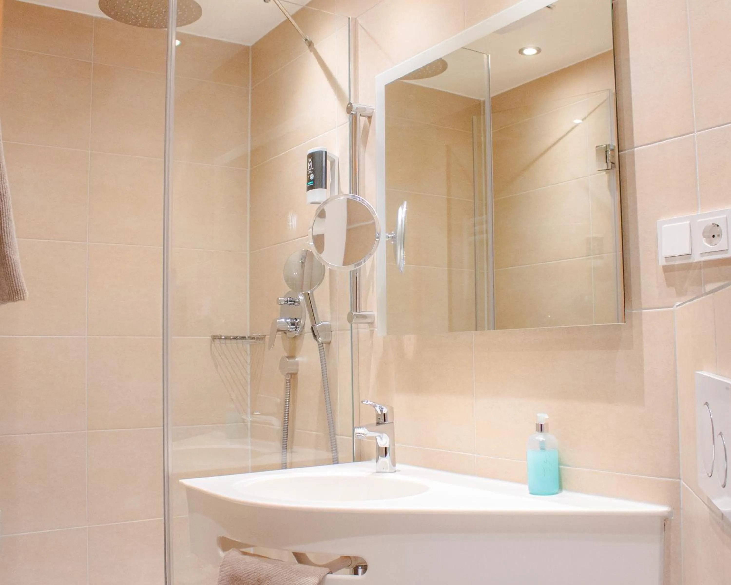 Hotel Kriemhild am Hirschgarten