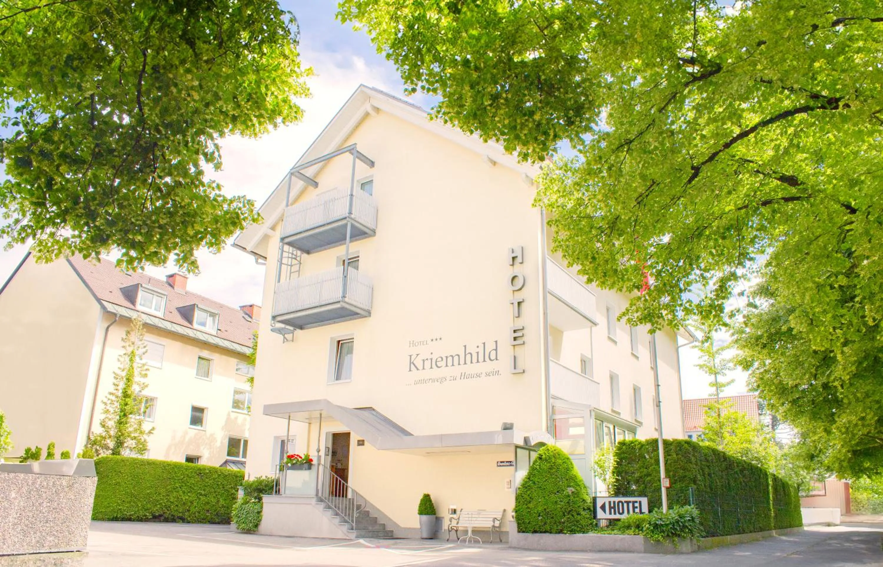 Property building in Hotel Kriemhild am Hirschgarten