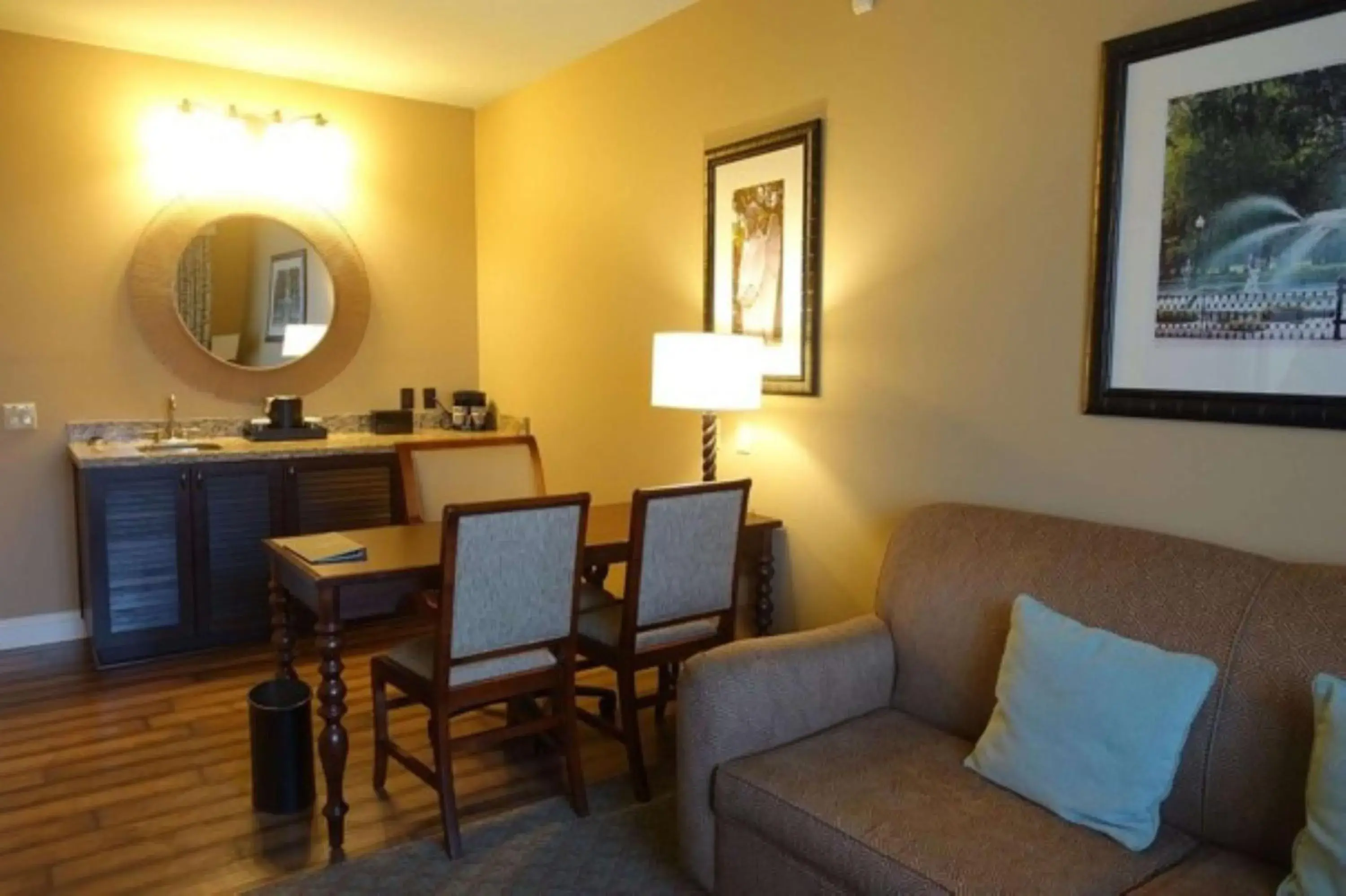 King Room - Mobility Access/Non-Smoking in Embassy Suites Savannah Historic District King Room - Mobility Access/Non-Smoking in Embassy Suites Savannah Historic District