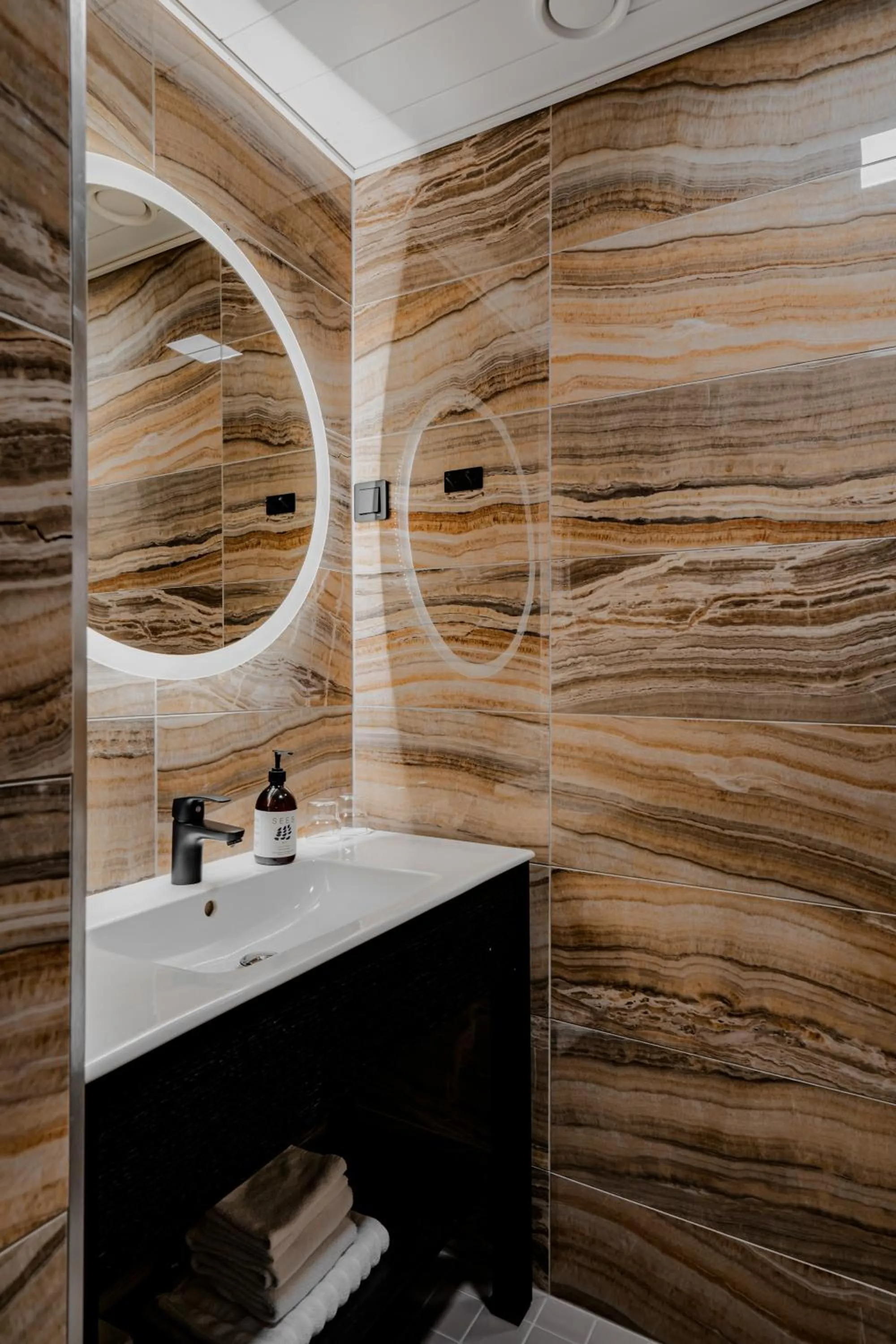 Bathroom in Hotel Kakola