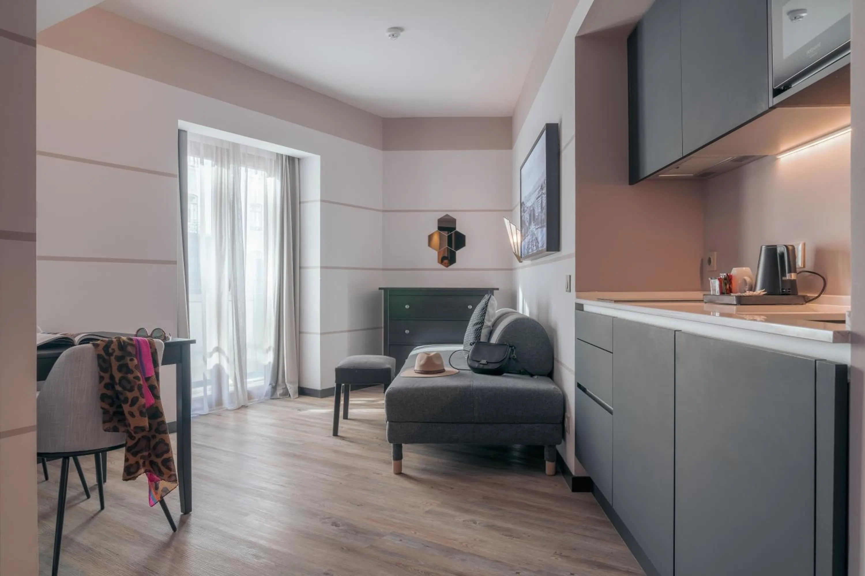 Kitchen or kitchenette in Pestana Lisboa Vintage City Center Suites